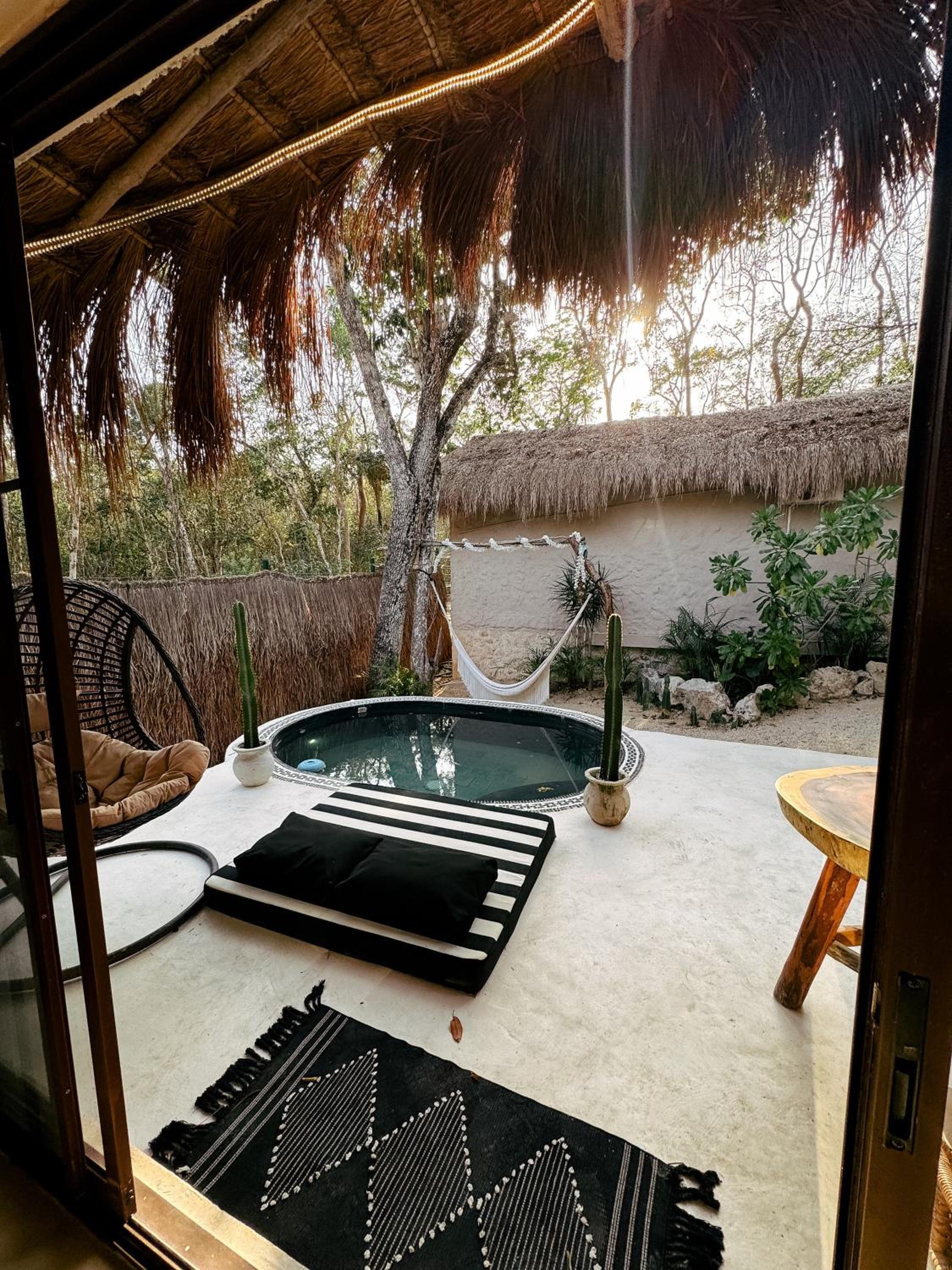 Villa with Private Pool - Photo 20