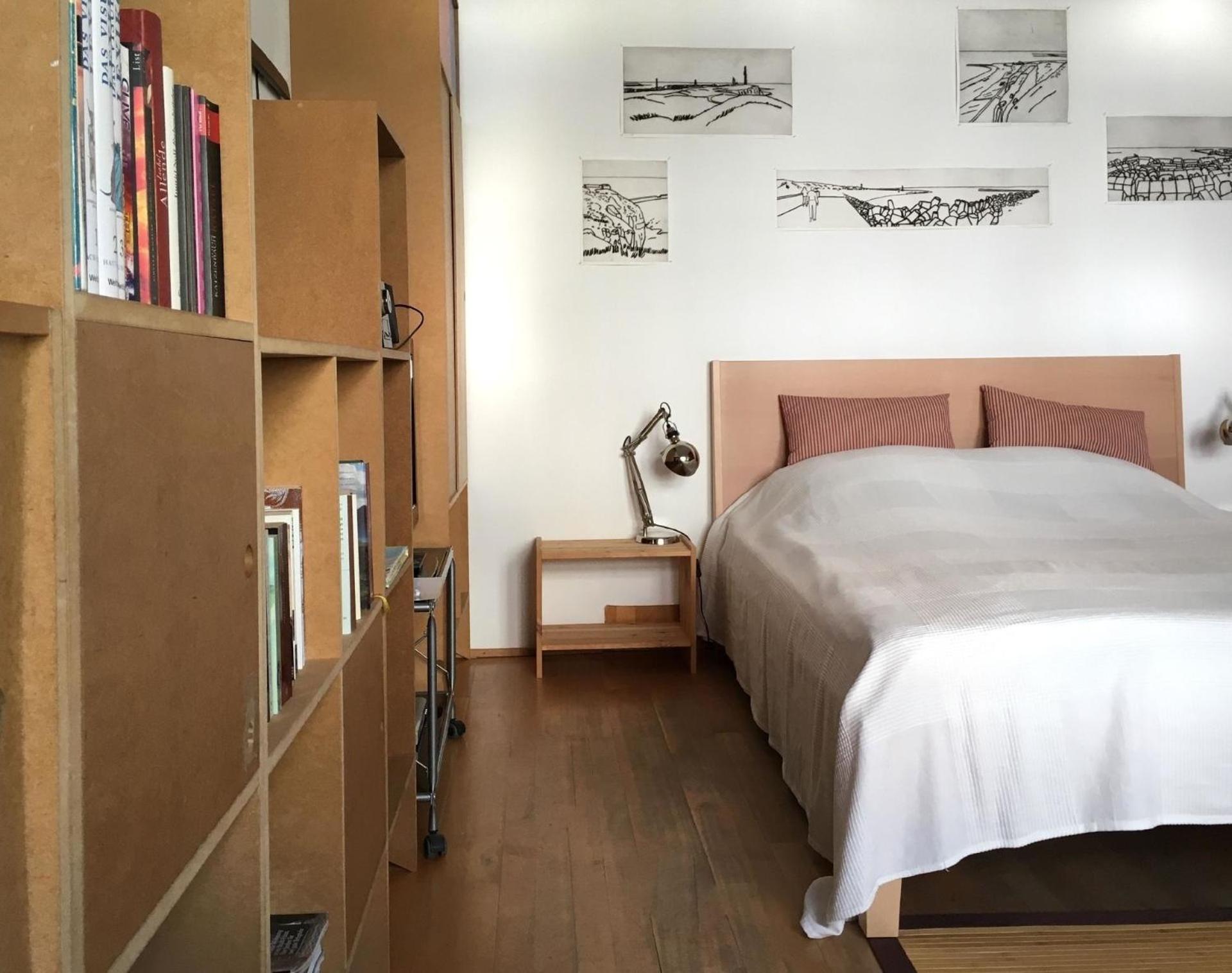 Apartment photo 2
