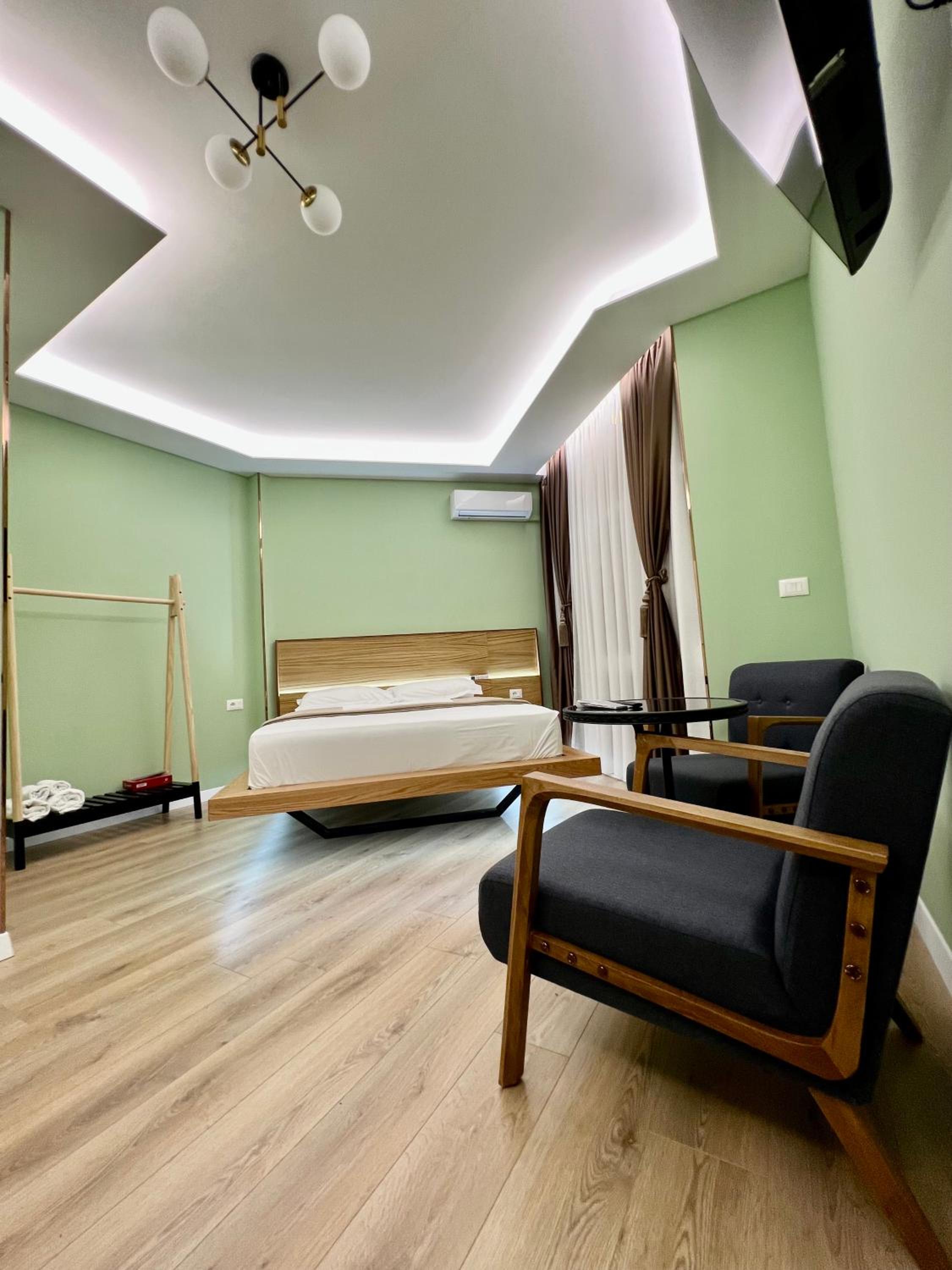 Queen Room with Balcony