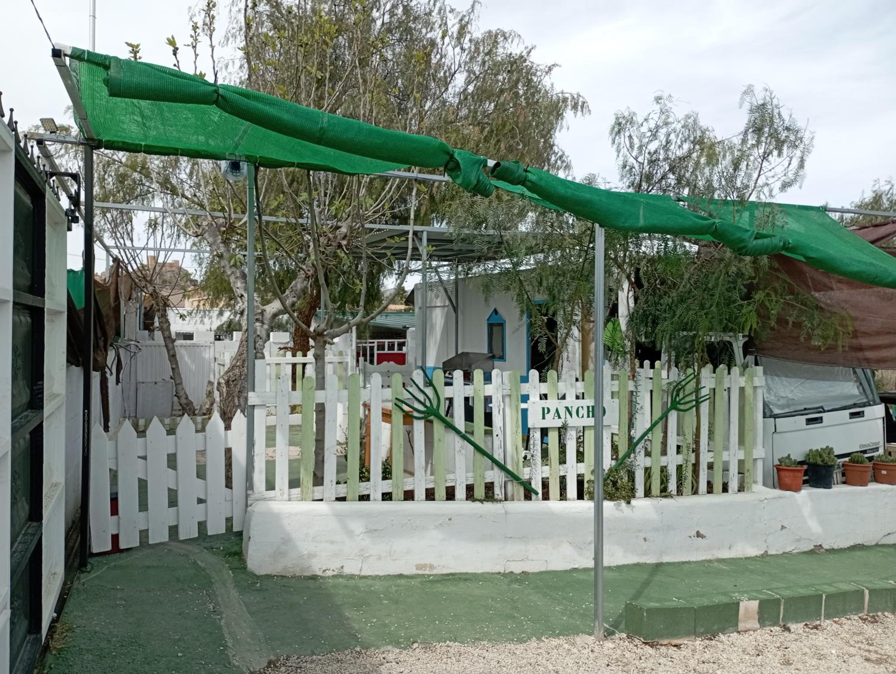 Mobile Home photo 3