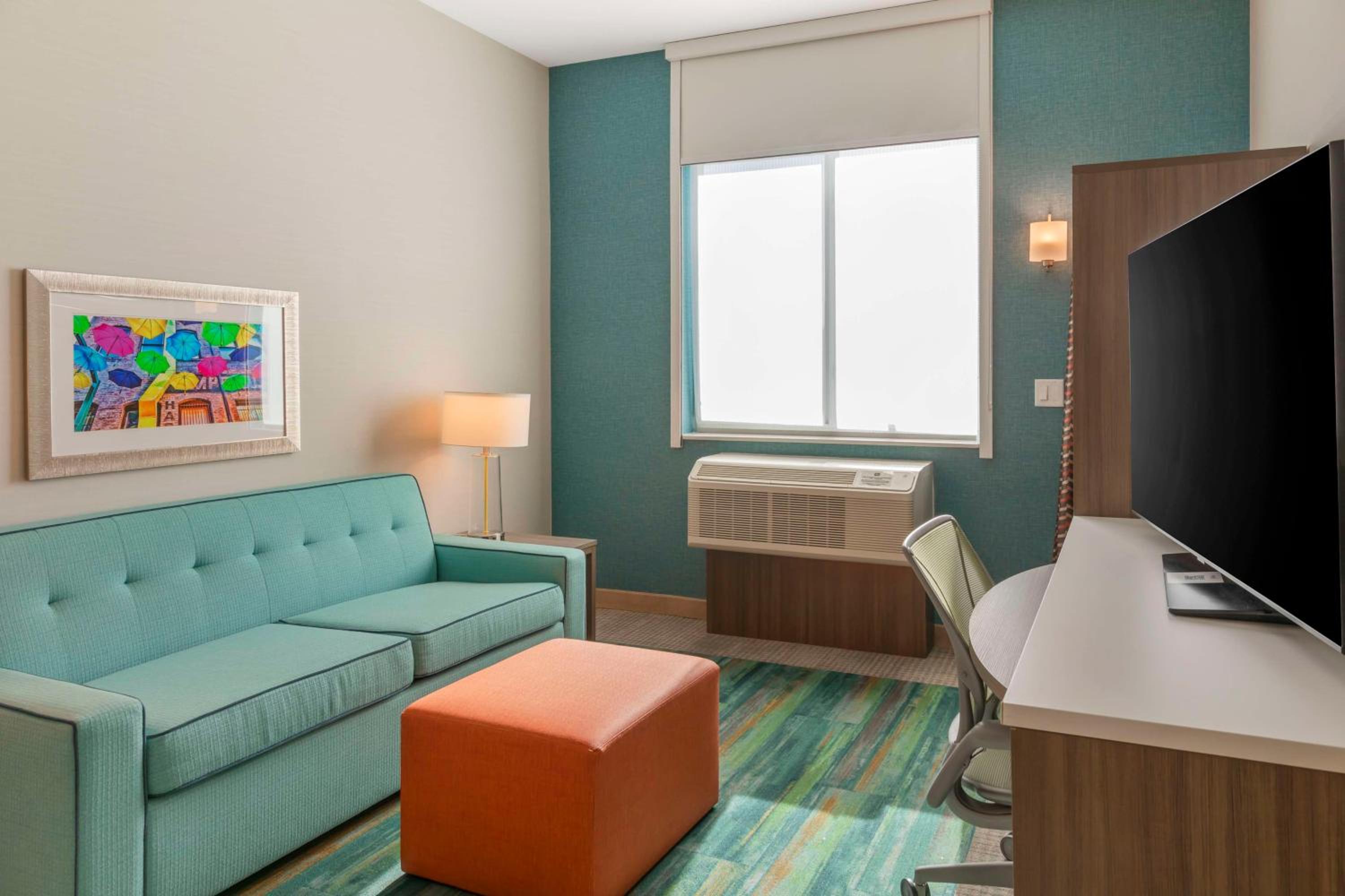 One-Bedroom King Suite - Non-Smoking - Photo 4