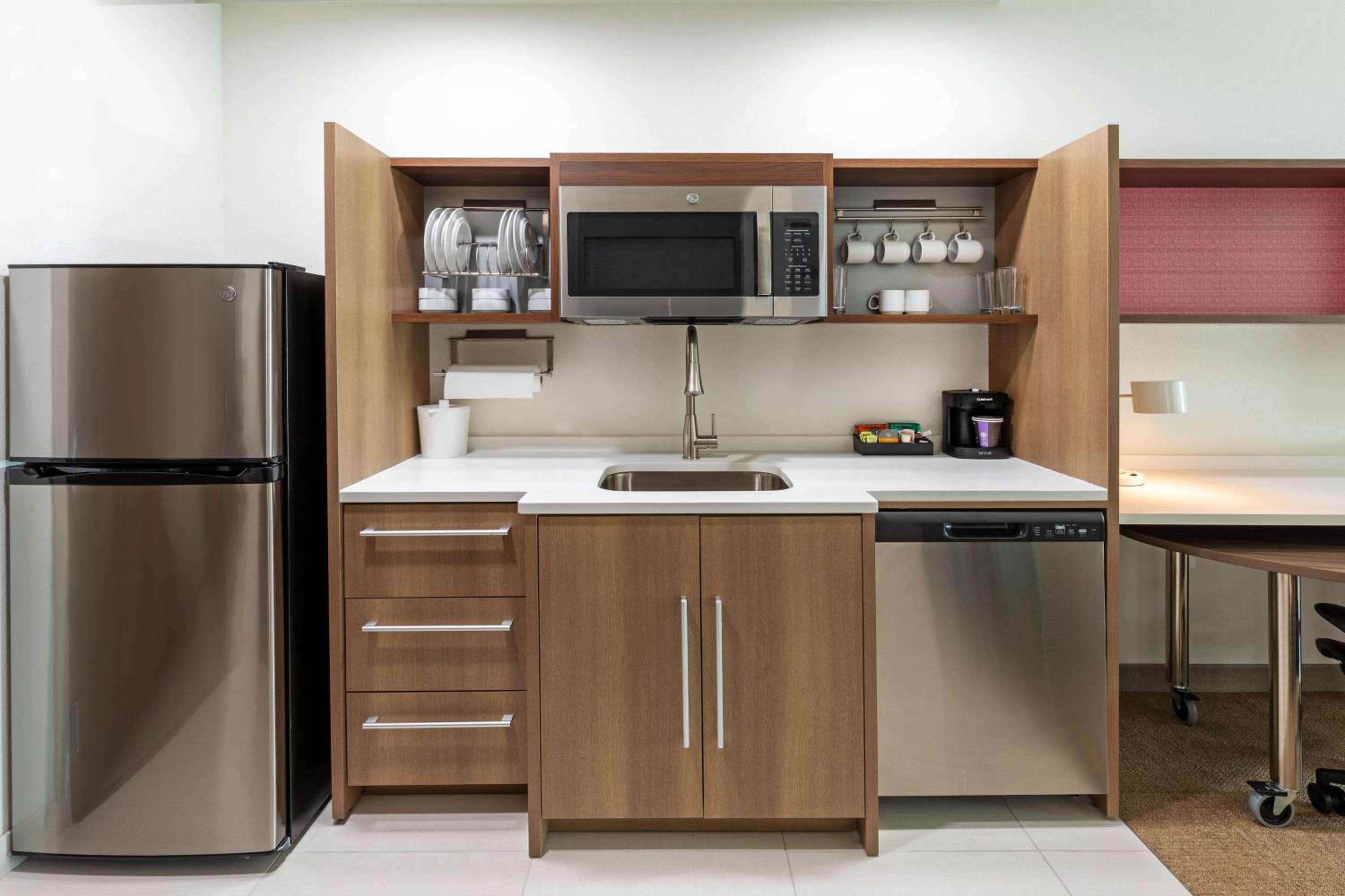 King Studio Suite - Photo 1