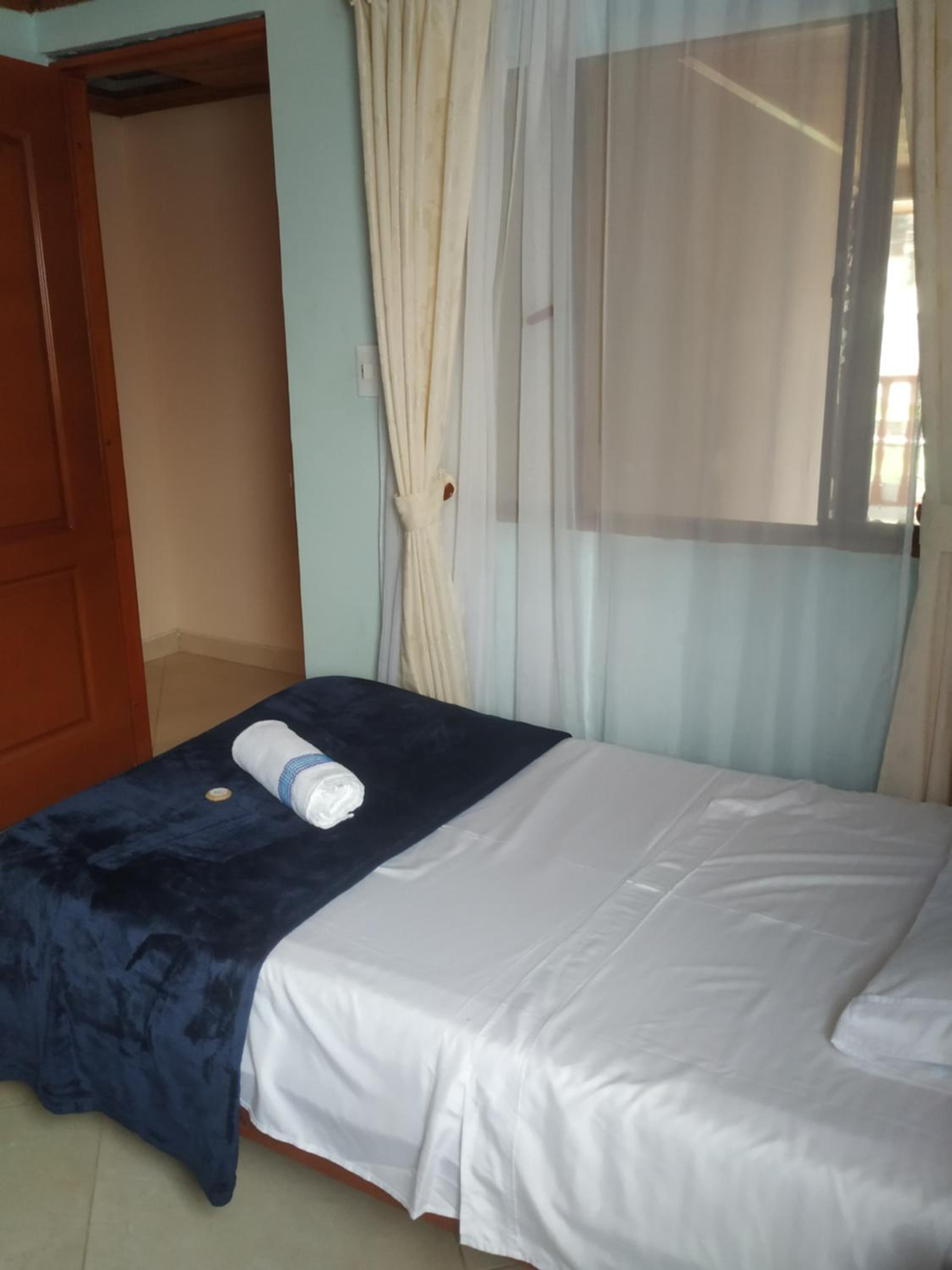 Basic Triple Room photo 2