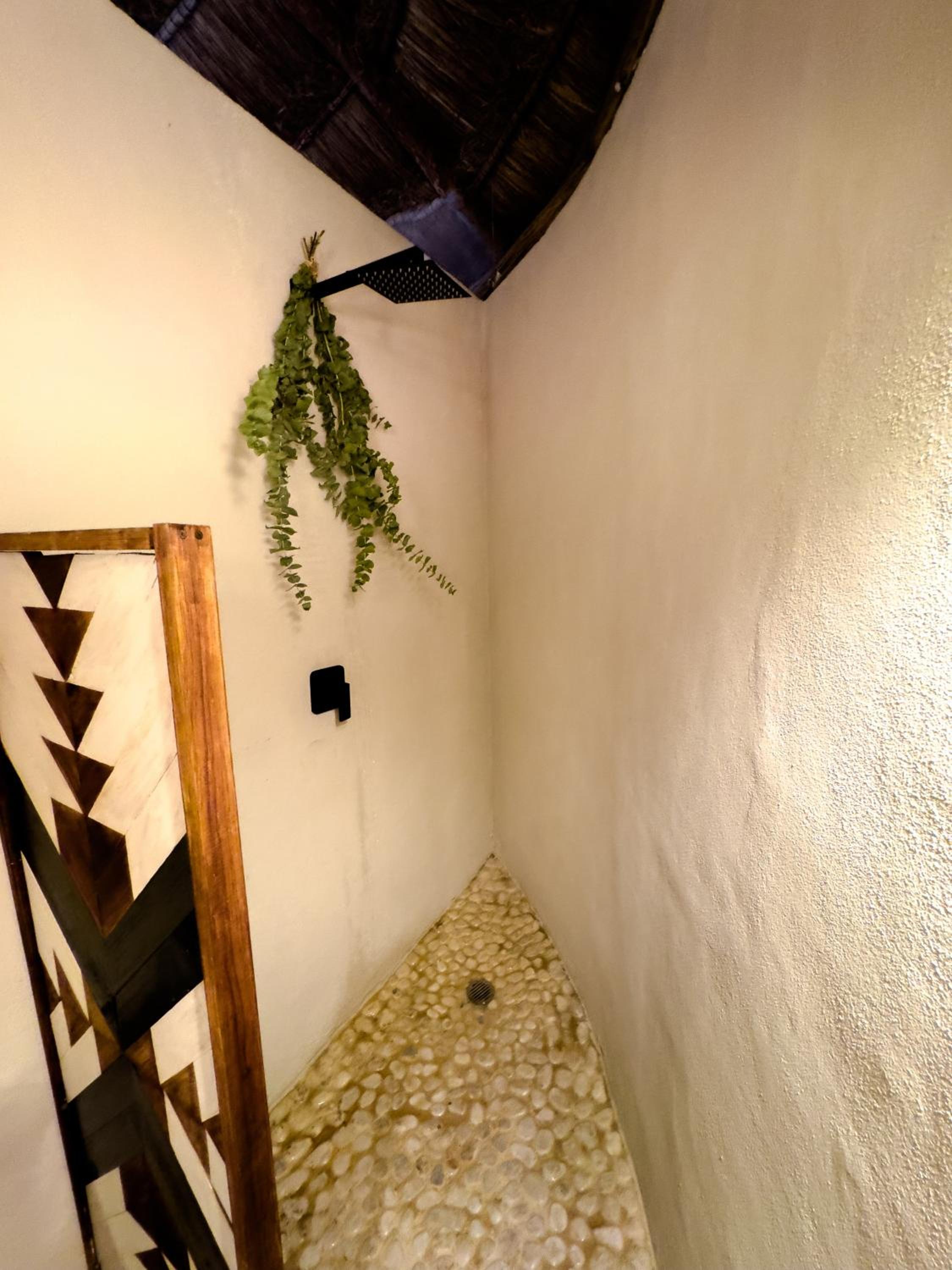 Bungalow with Patio - Photo 9
