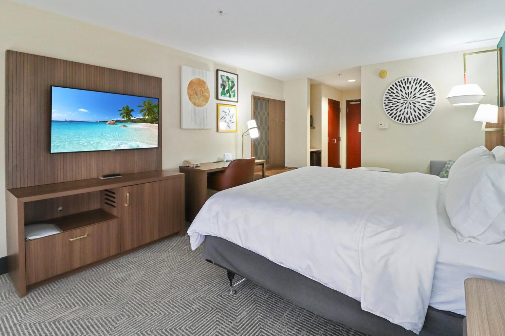Premium King Room - Photo 1