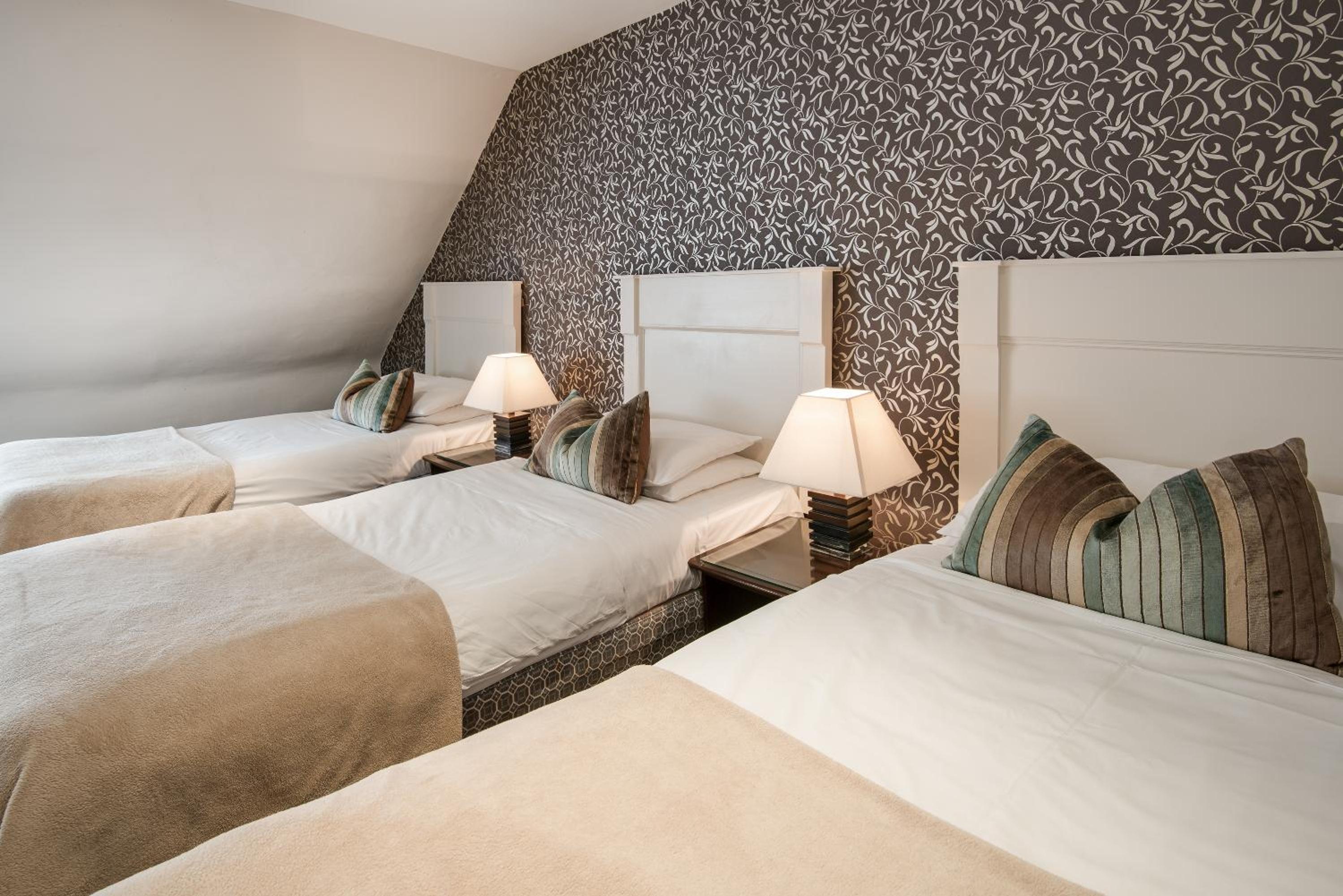 Classic Triple Room