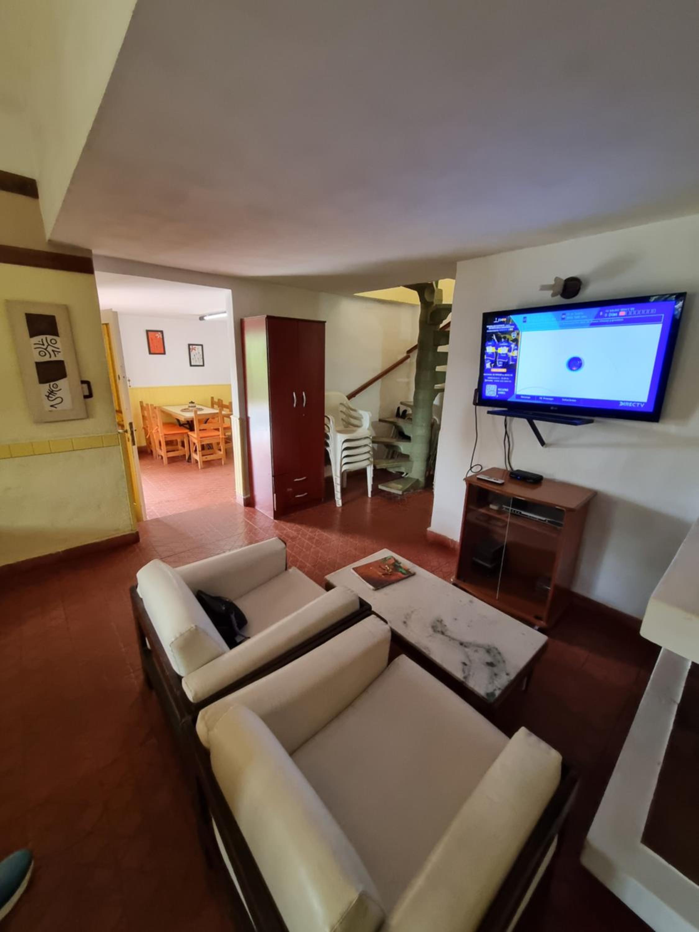 Three-Bedroom House photo 3