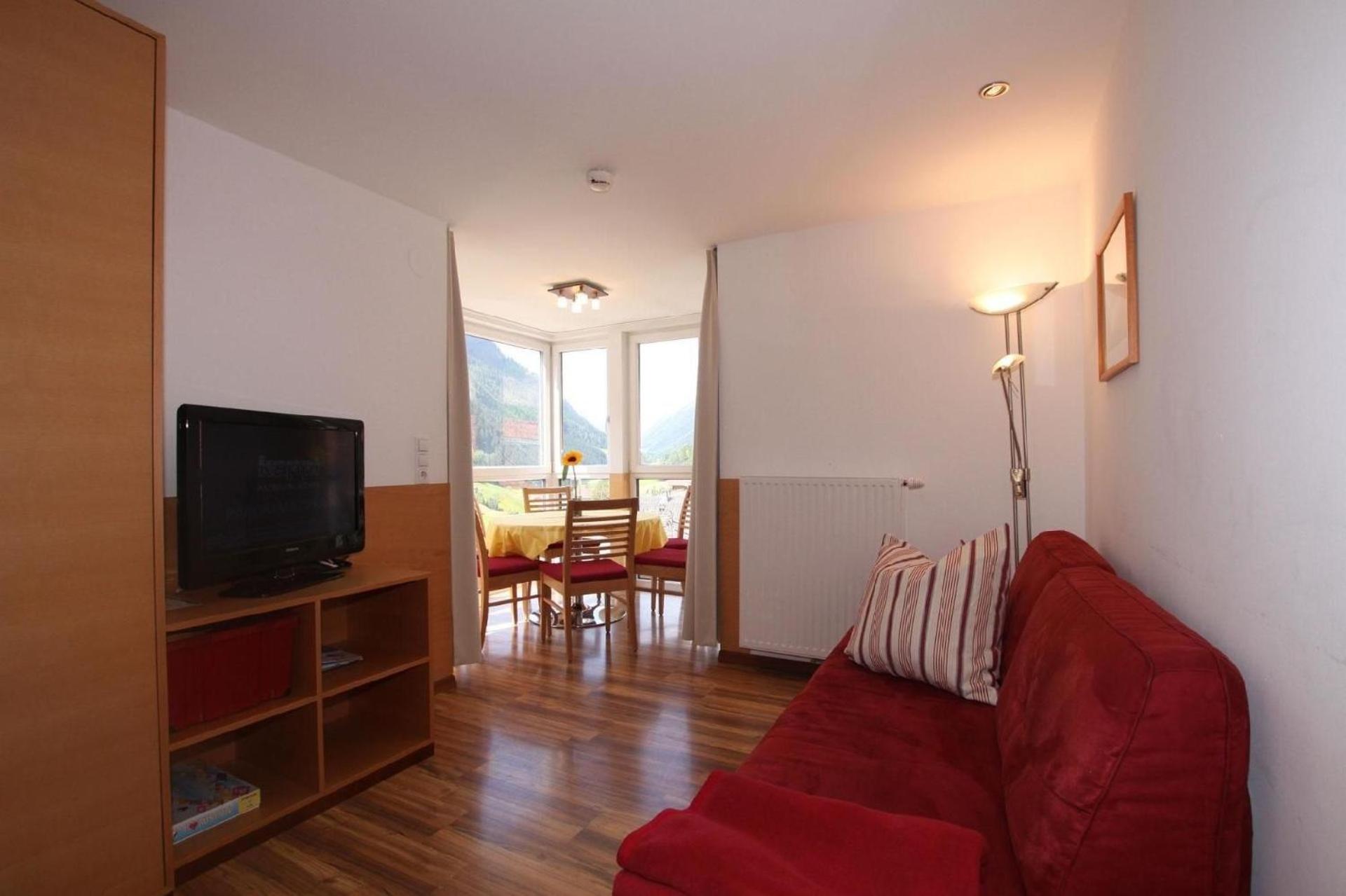 Apartment photo 3