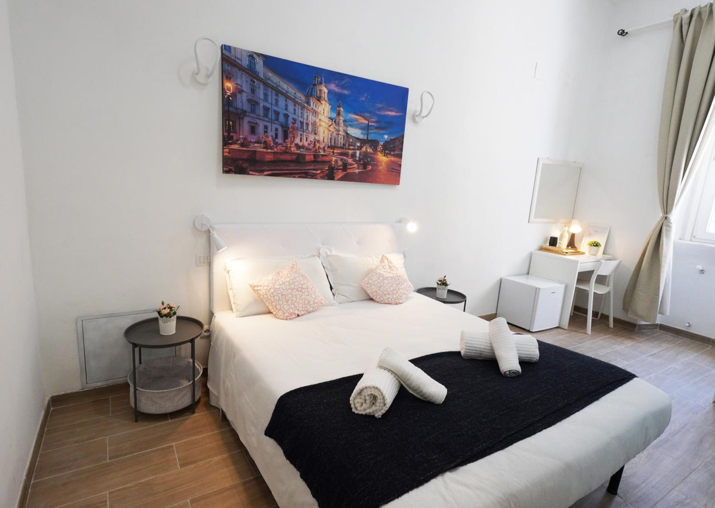 Large Double Room photo 1