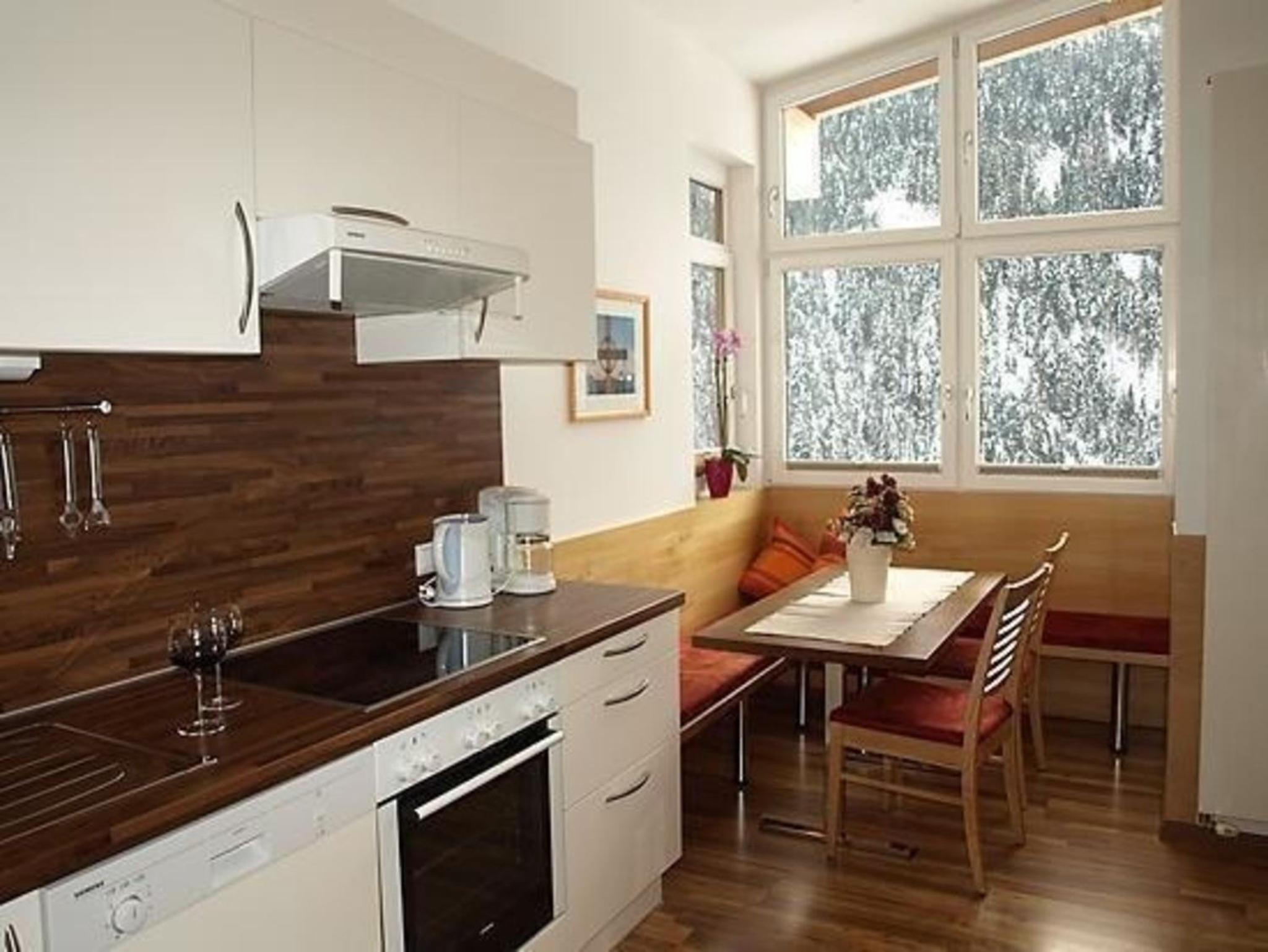 Apartment photo 3