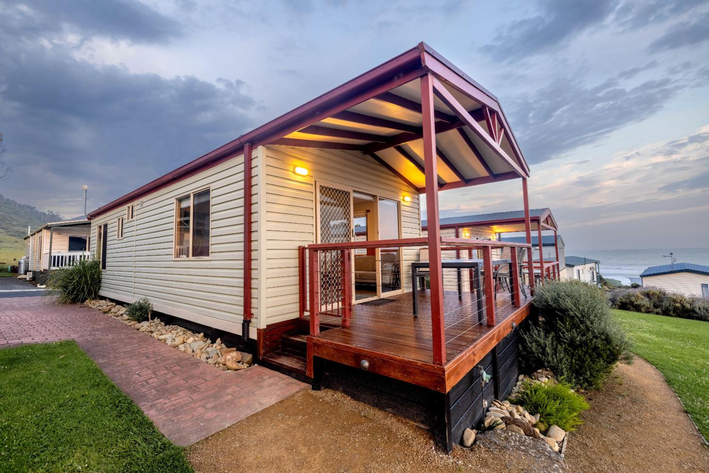Deluxe Two-Bedroom Cabin with Ocean View  photo 2