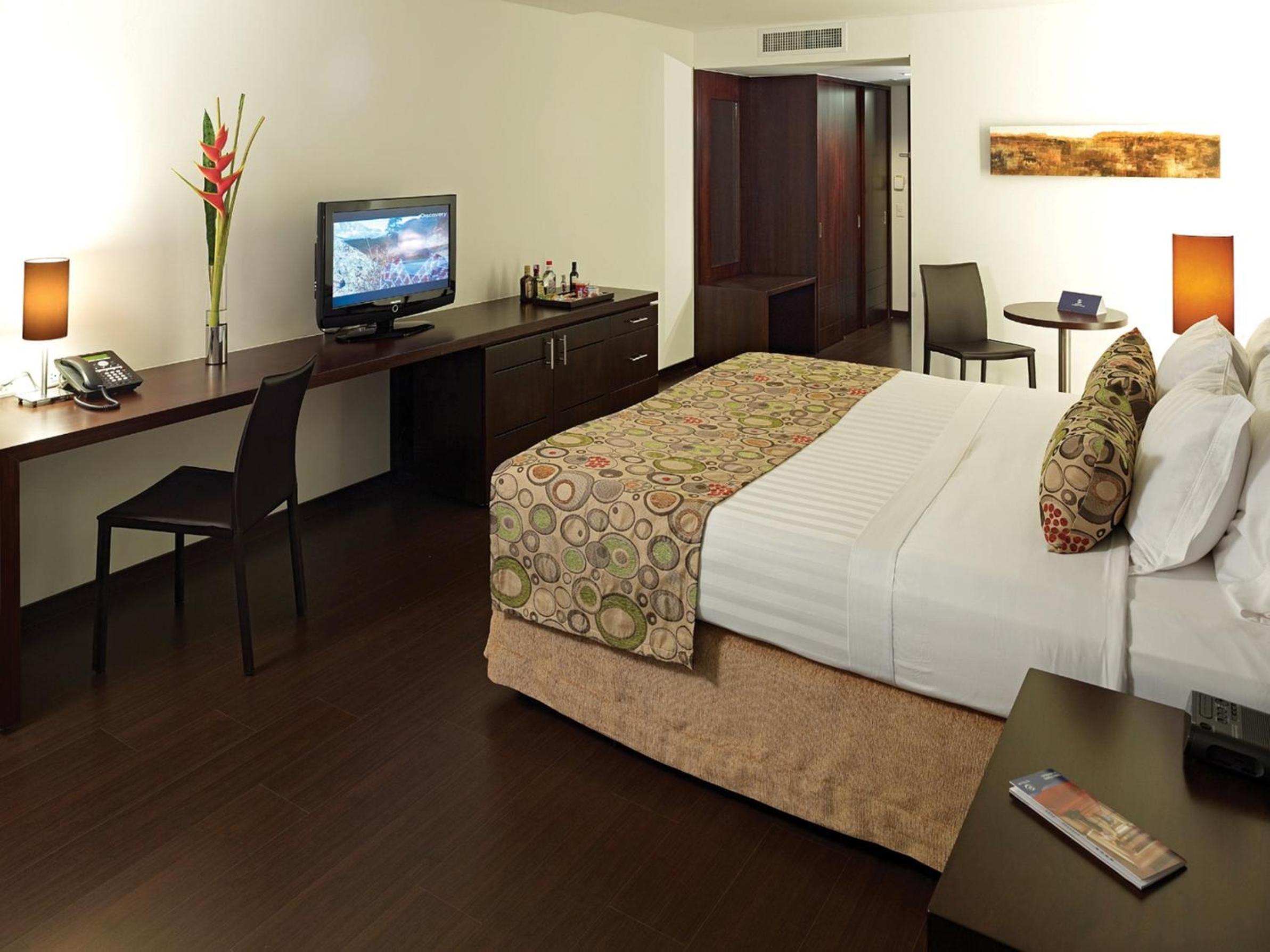 Double Room - Photo 5