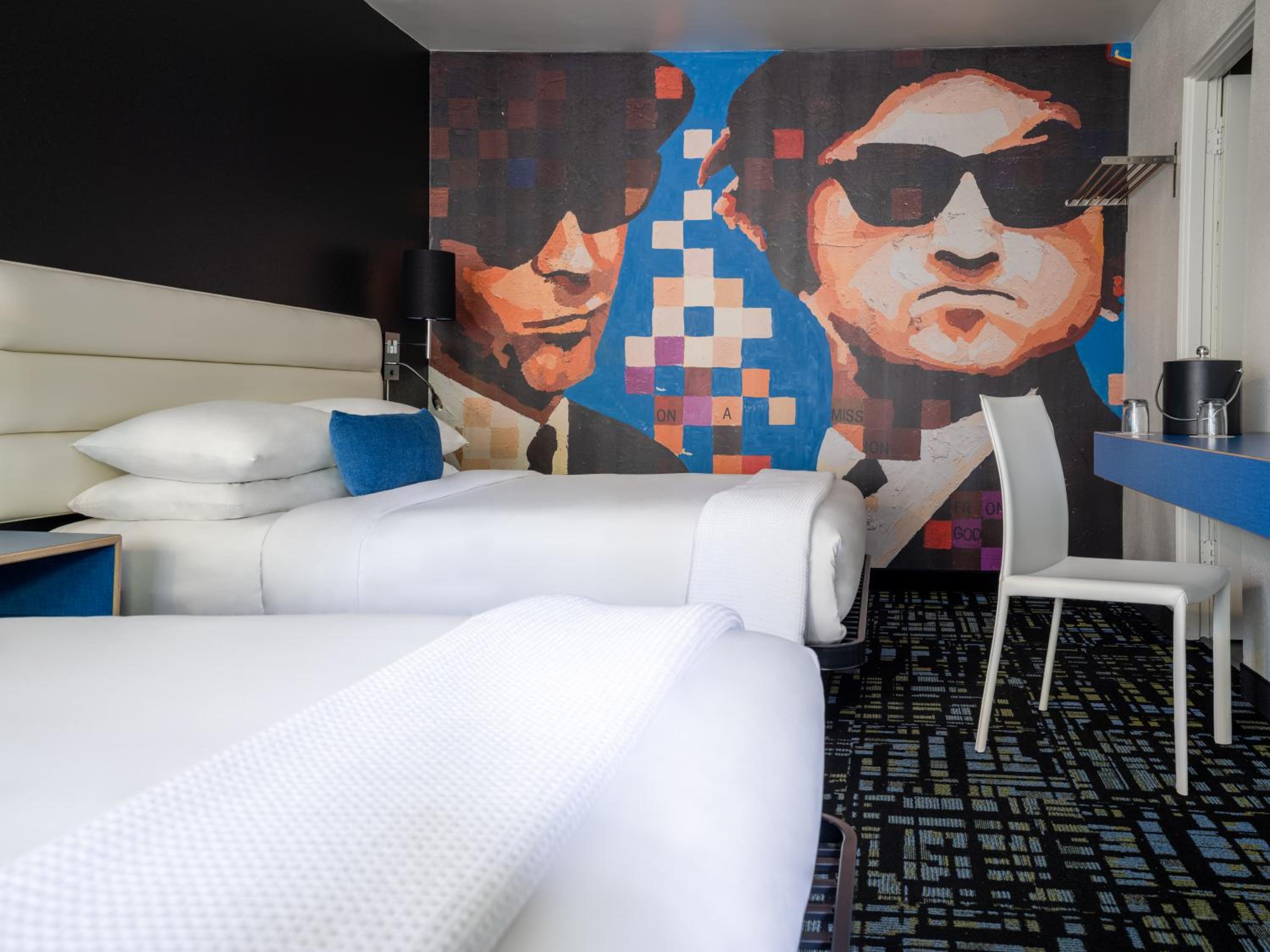 Entourage Double Queen Room - Photo 3