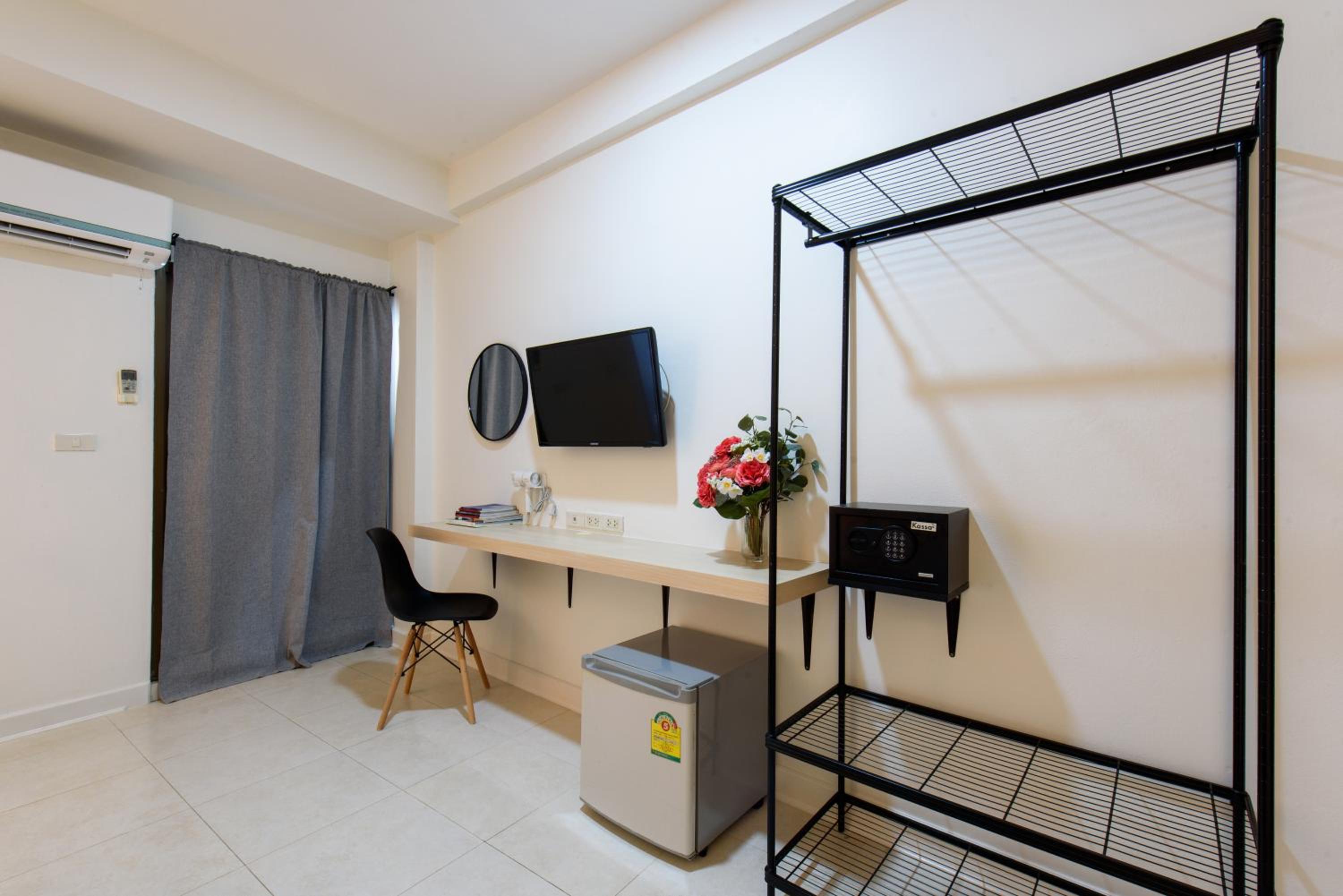 Superior Double or Twin Room photo 3