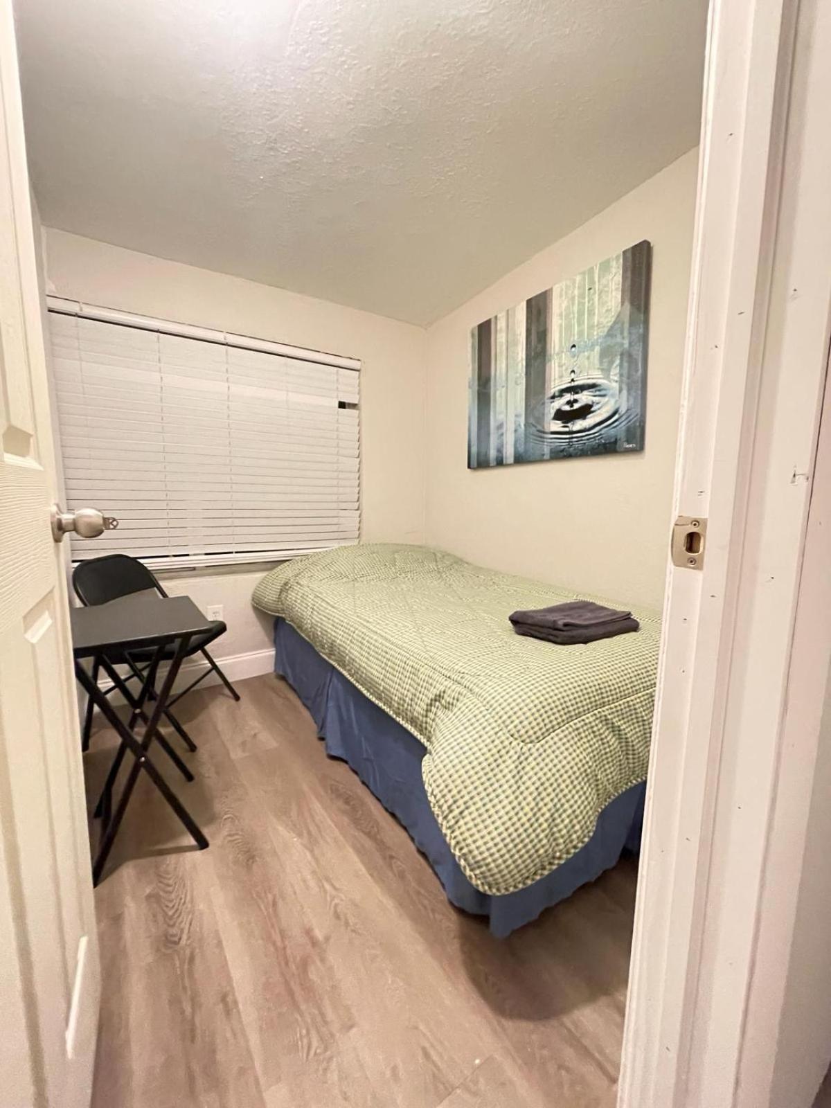 Small Double Room photo 1
