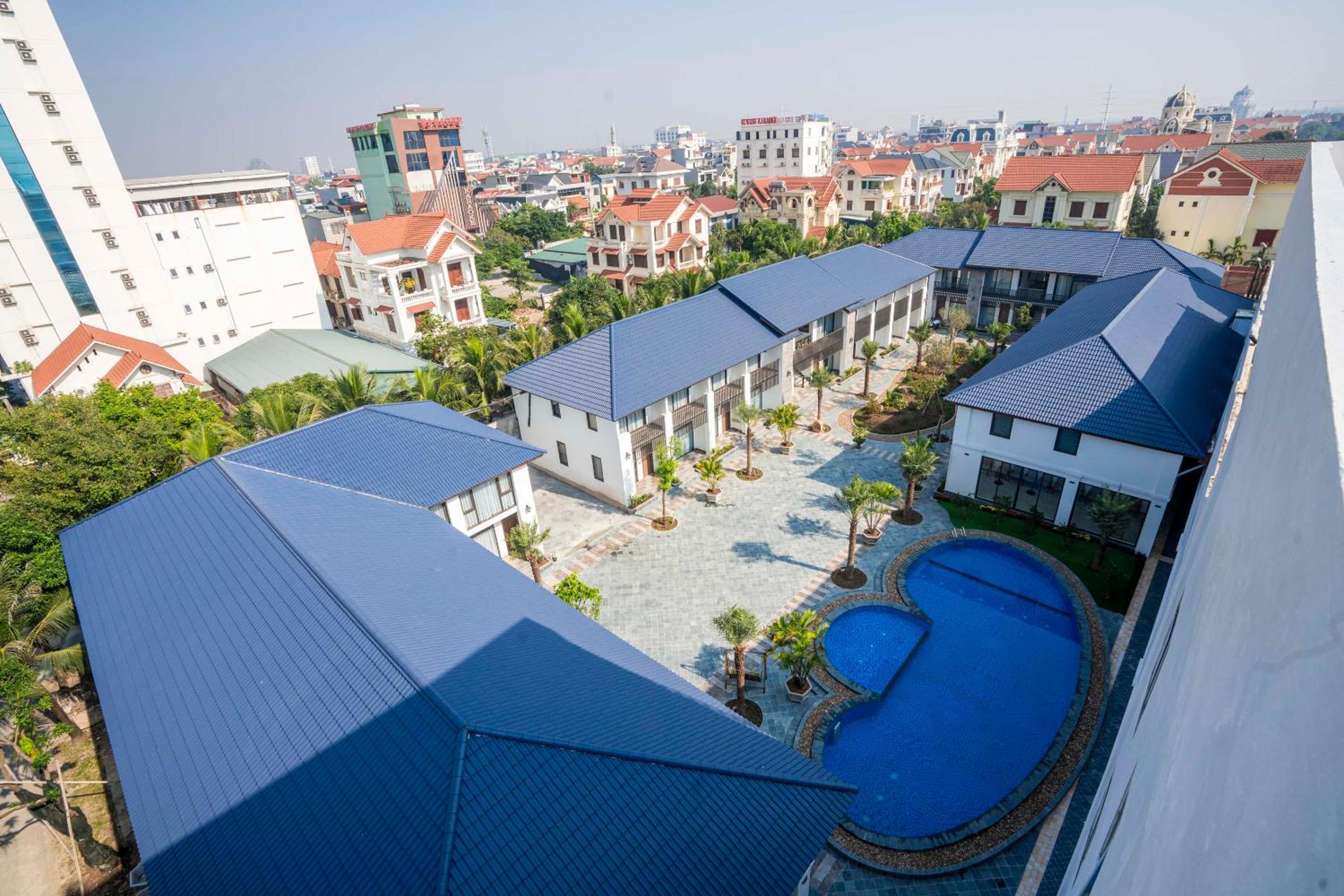 Twin Room with Garden View - Photo 3
