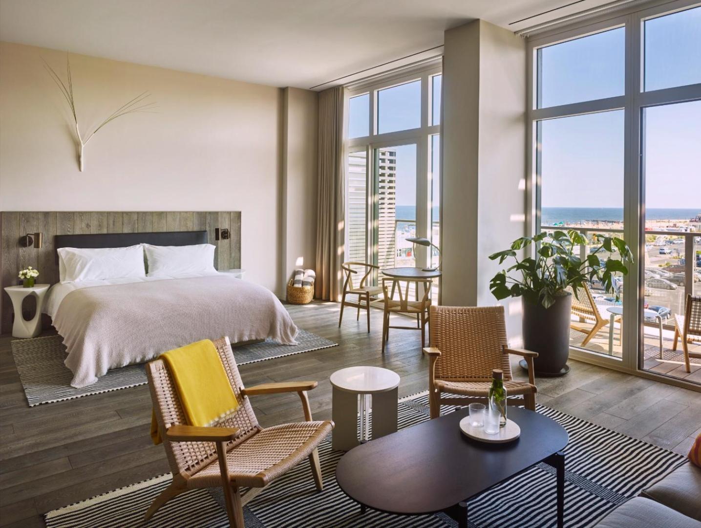 Accessible Partial Oceanview Loft Suite