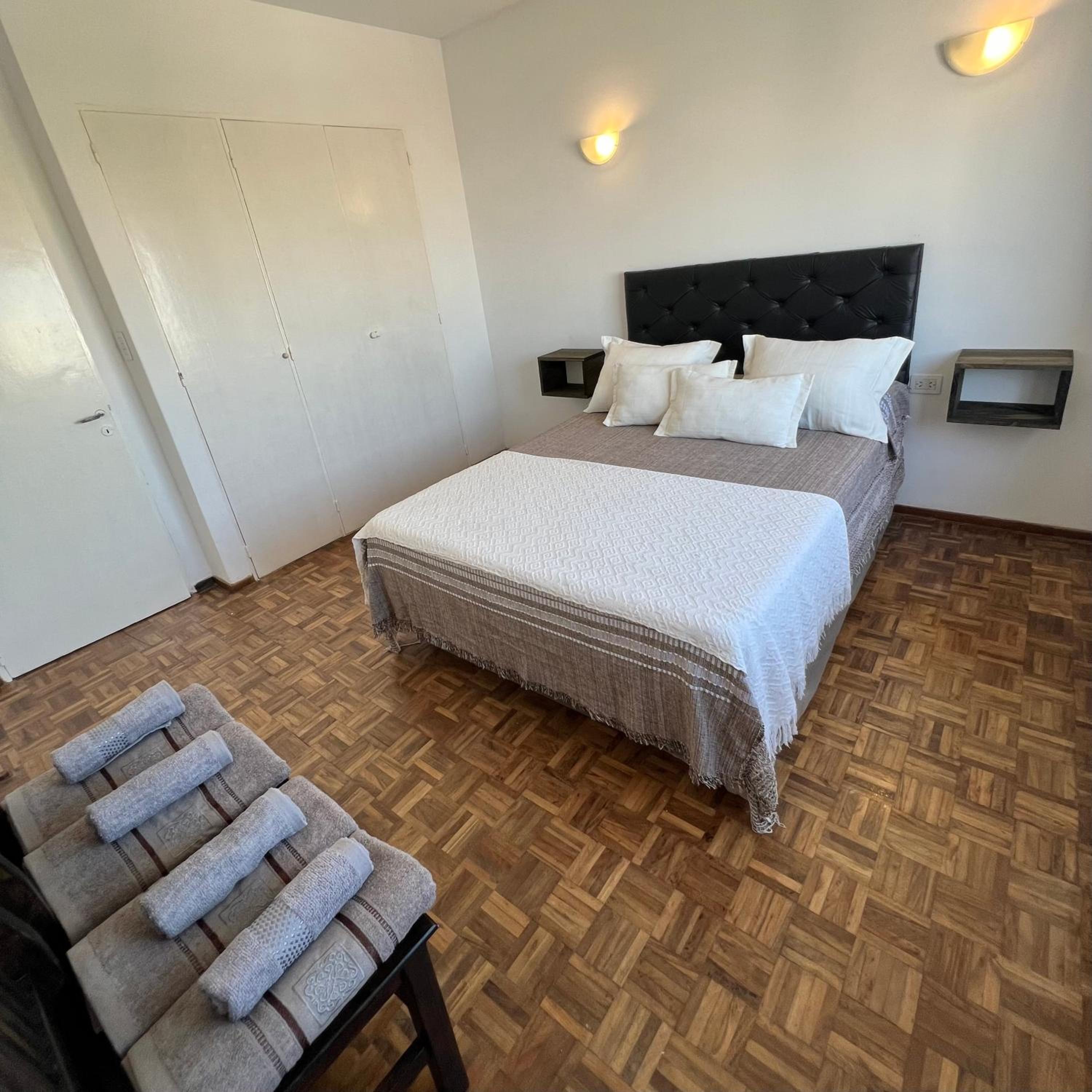 Apartment photo 2