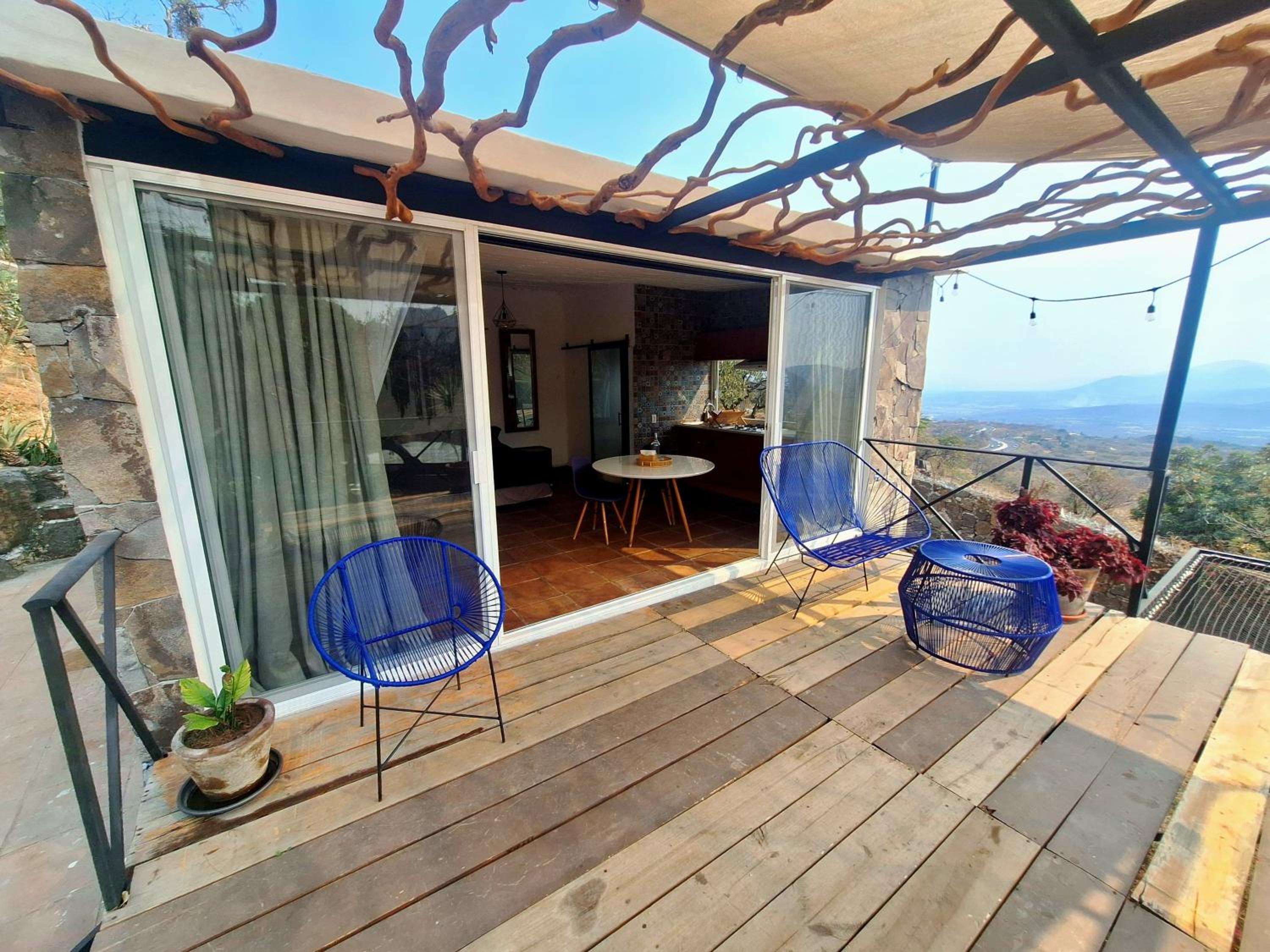 Bungalow with Garden View - Photo 9