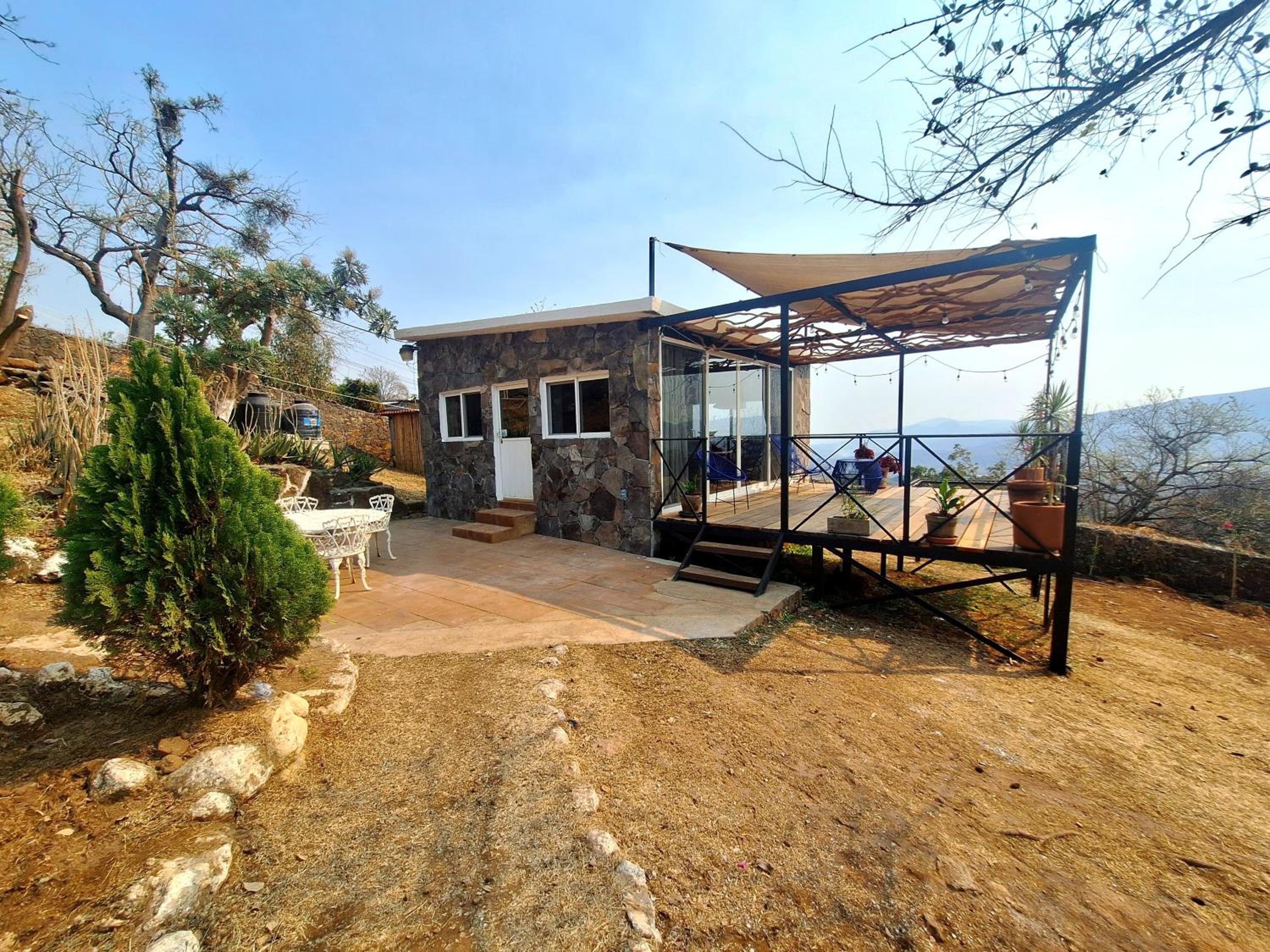 Bungalow with Garden View - Photo 12