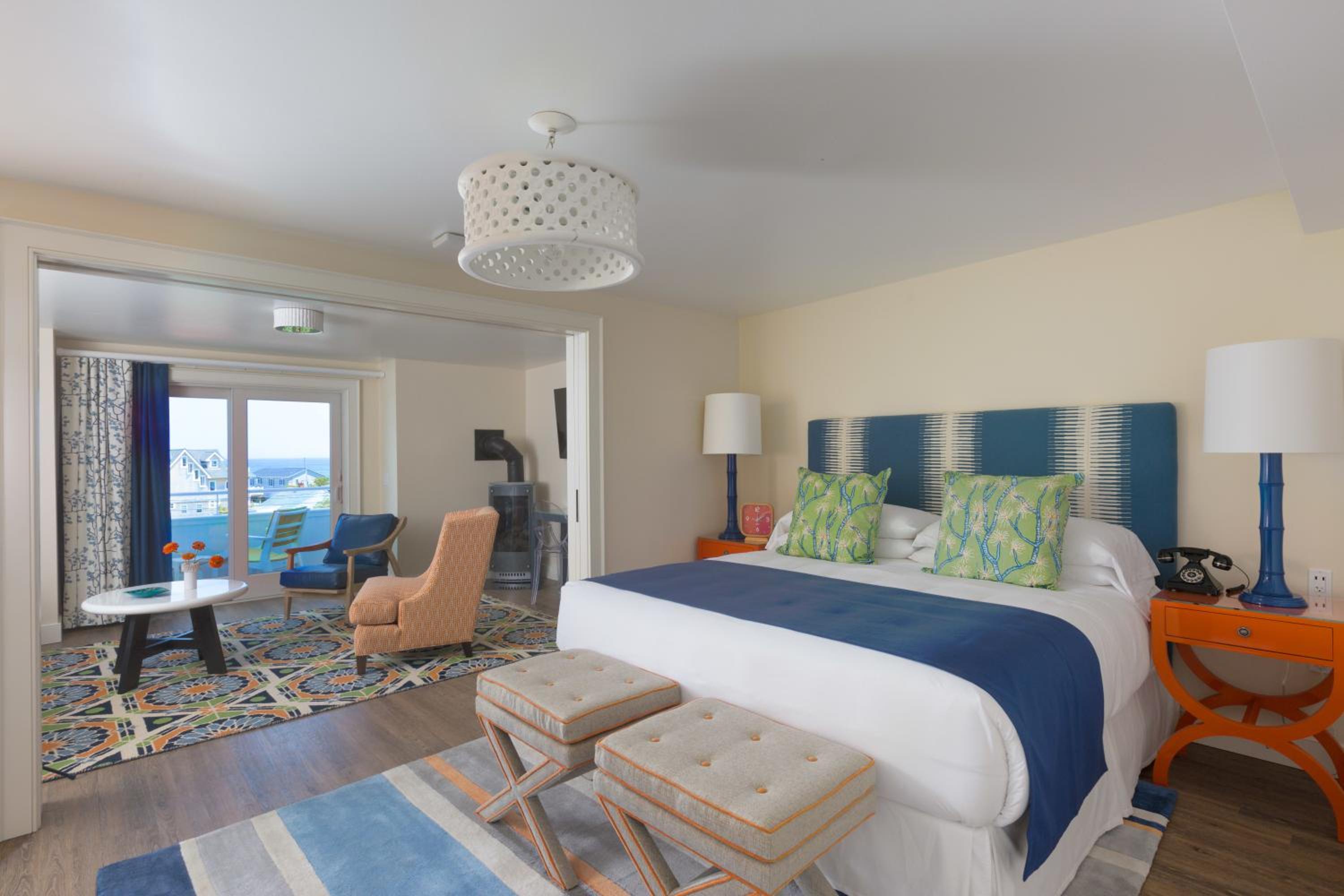 Deluxe Suite with Sea View photo 3