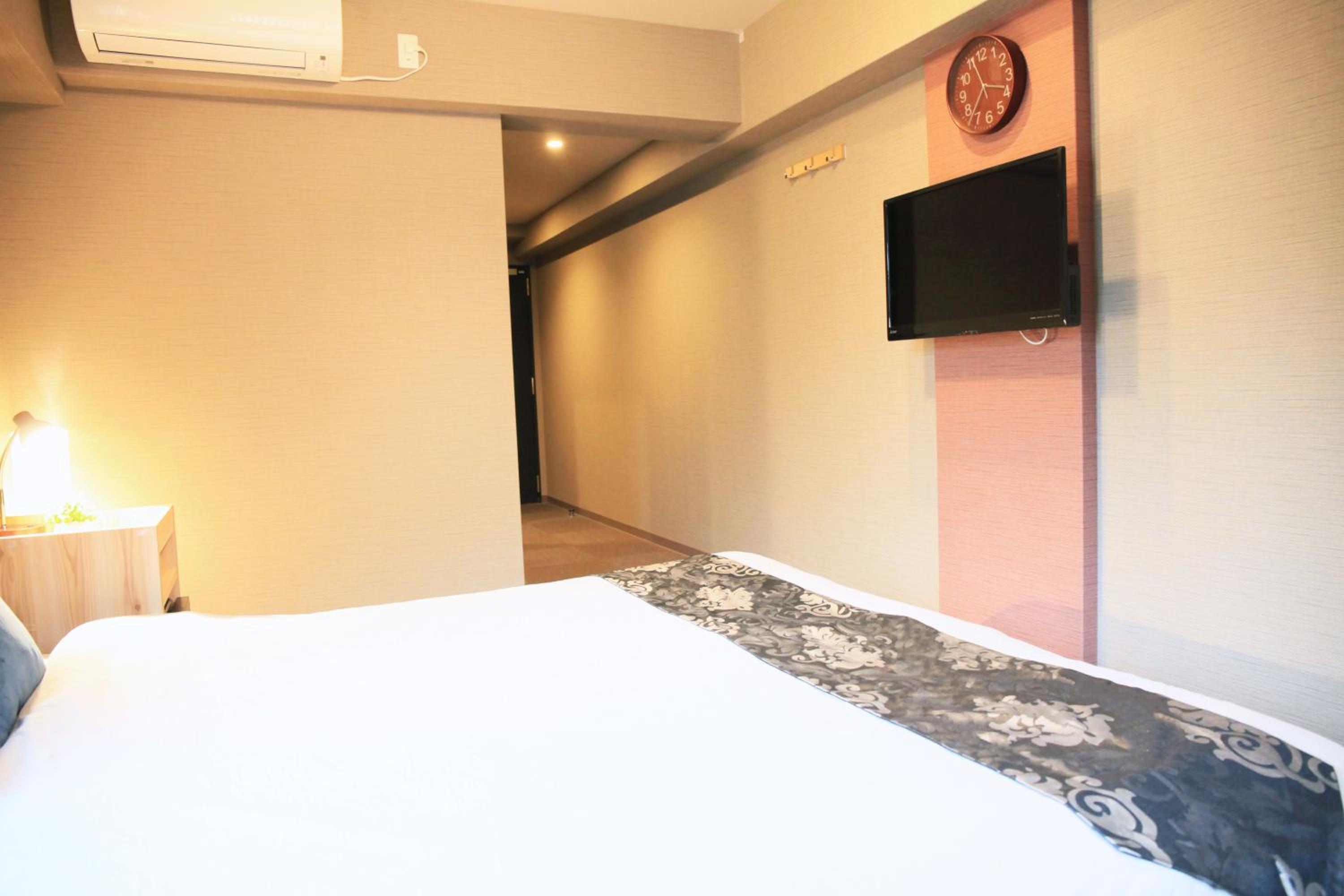 Double Room - Photo 2