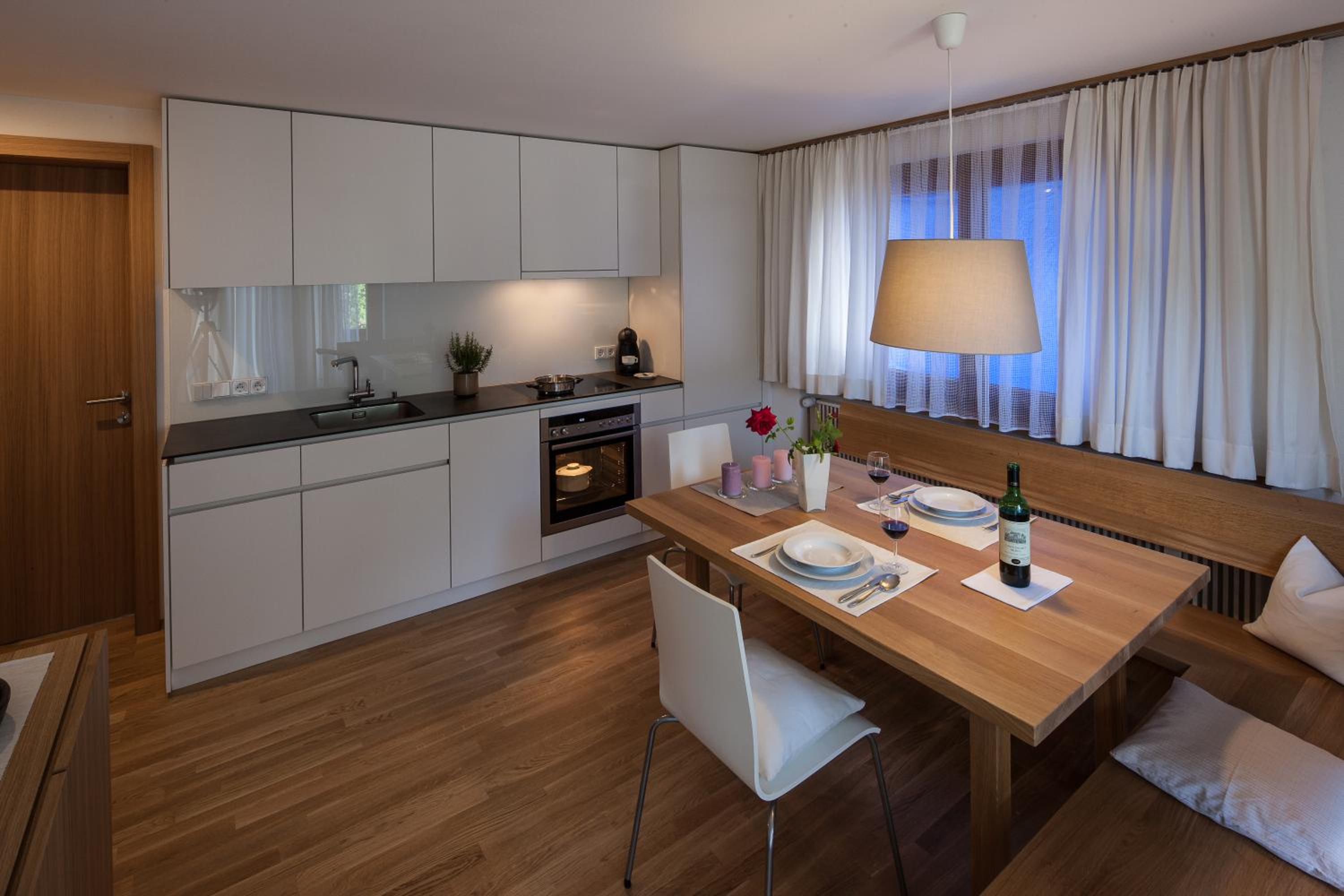 Apartment with Mountain View photo 3