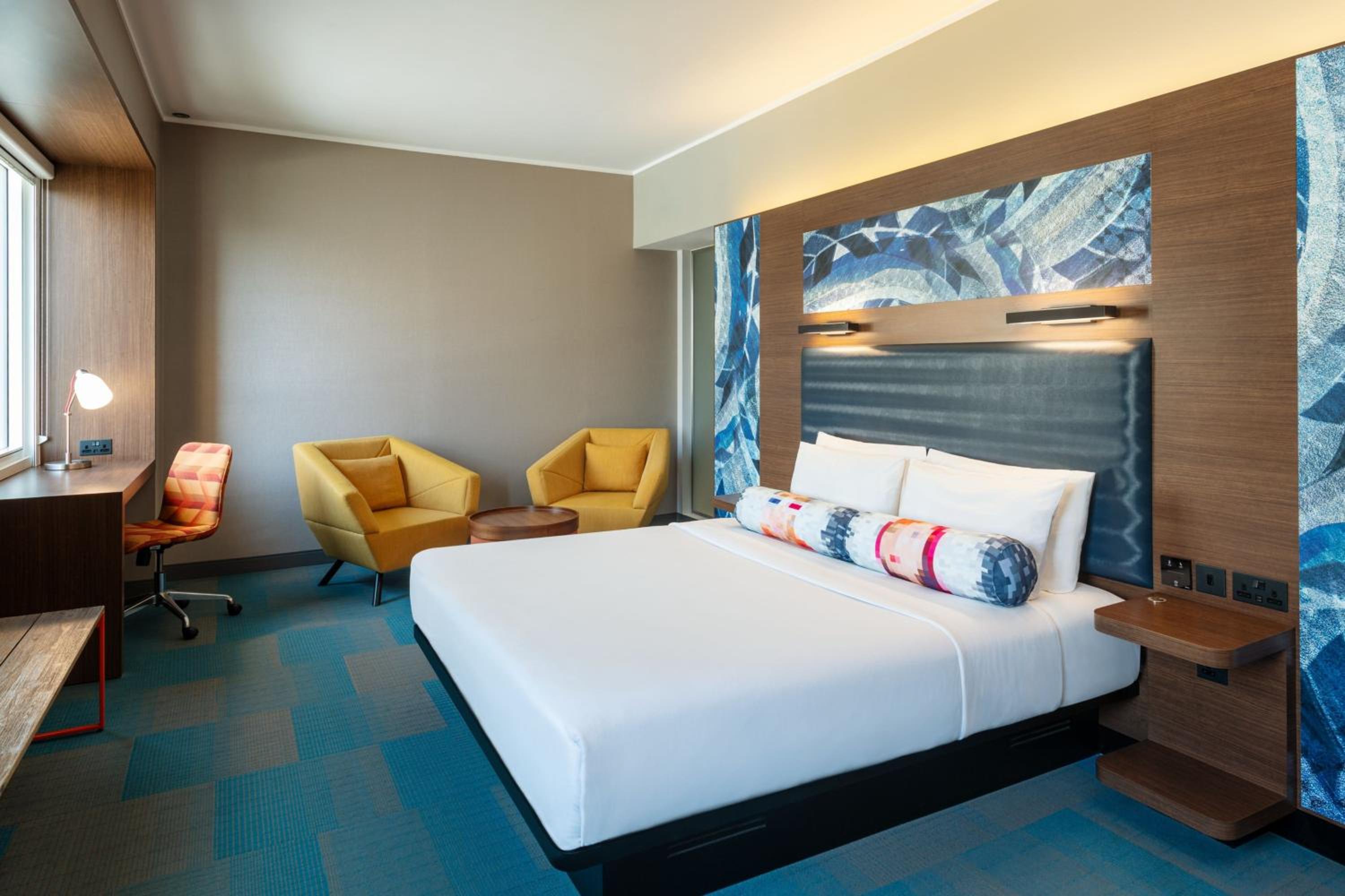 Savvy, Guest room, 1 King