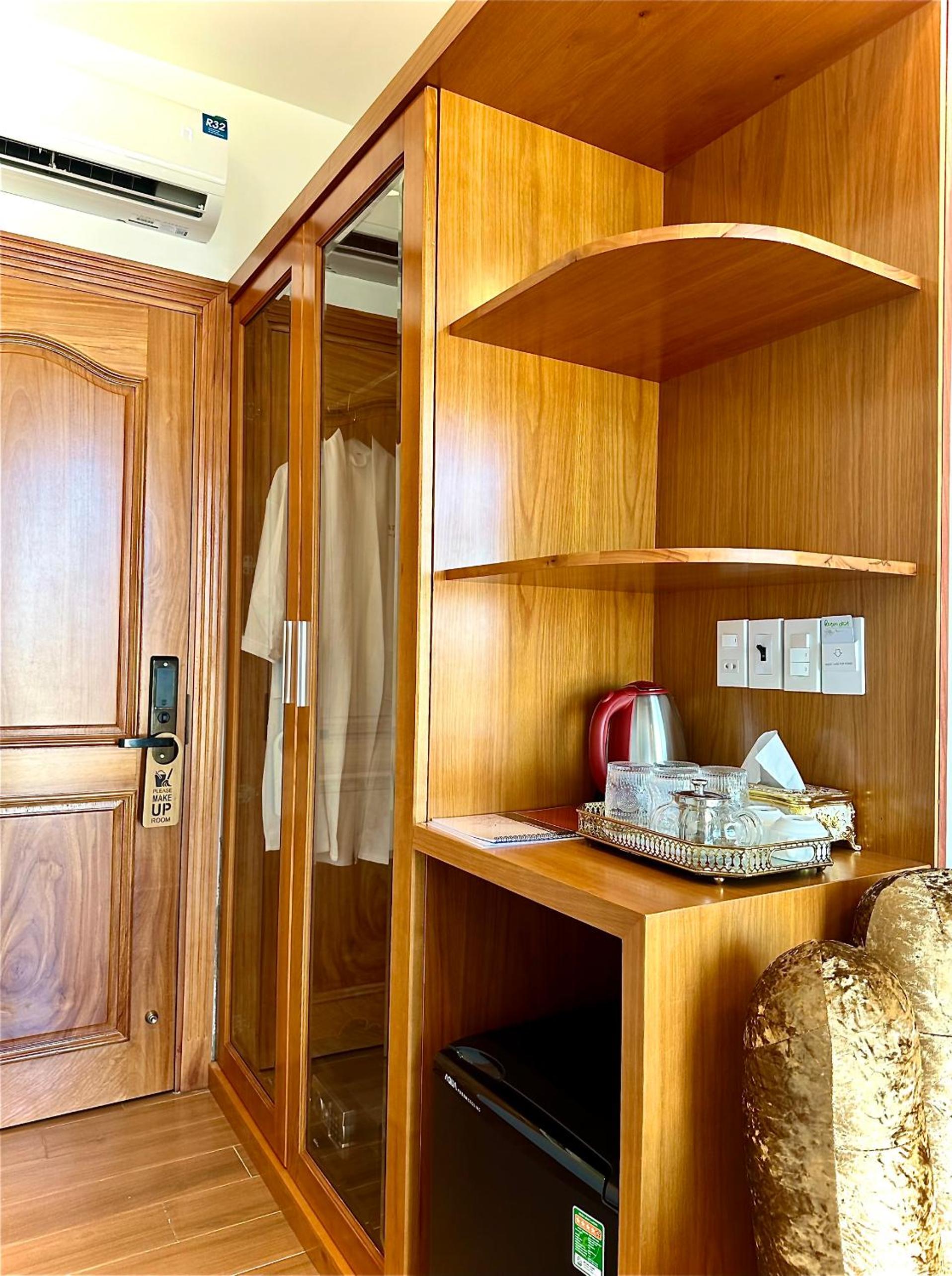 Twin Room - Photo 4