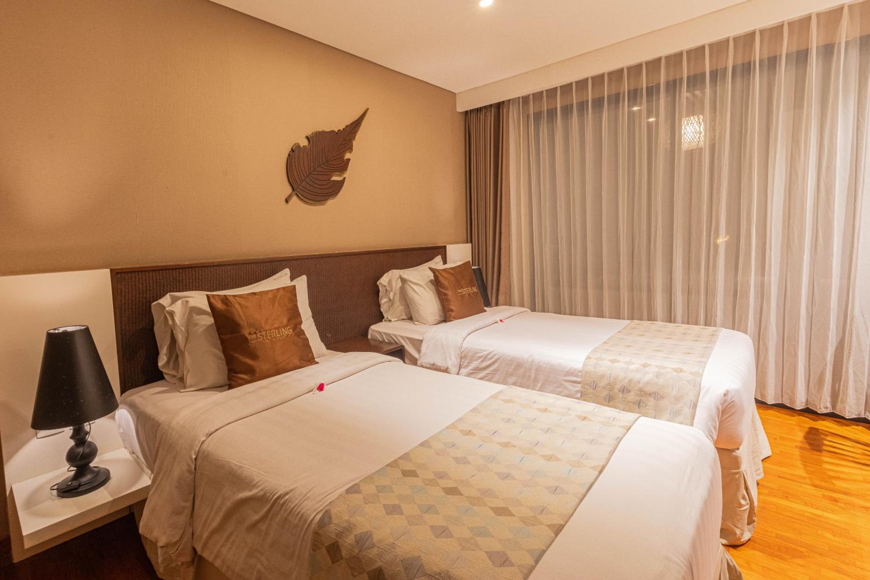 Three-Bedroom Villa - Photo 7