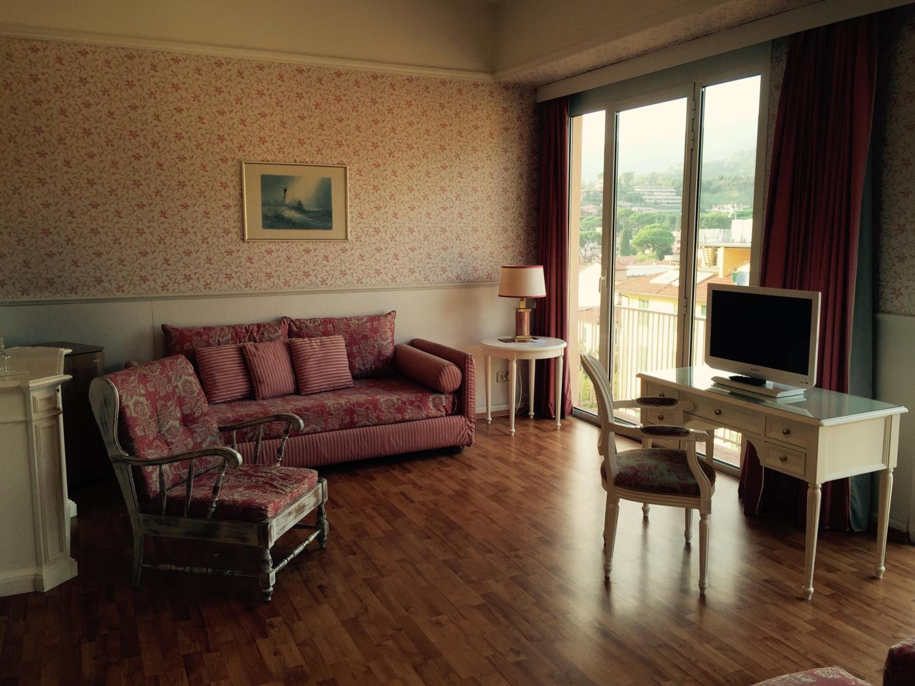 Superior Double or Twin Room photo 2