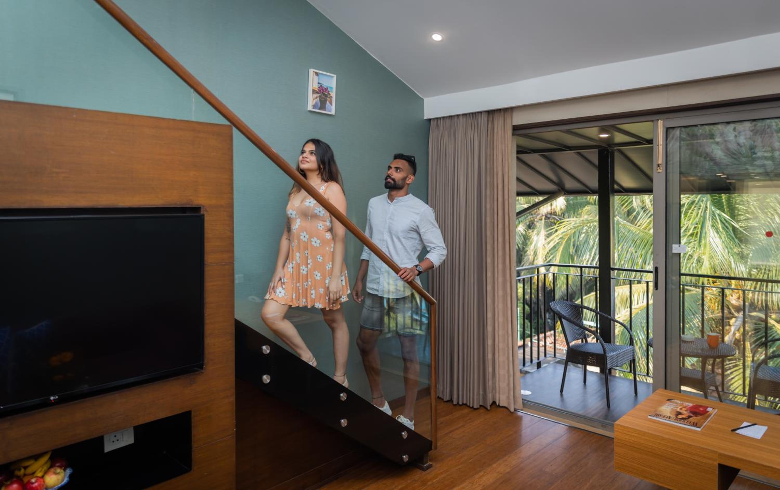 Elegance Suite – INR 500 Credit on SPA per stay – Happy Hours 1+1 (5pm to 7pm) – 15% Discount on Food & Beverages – 10% Discount on One way Local transfers Elegance Suite – INR 500 Credit on SPA per stay – Happy Hours 1+1 (5pm to 7pm) – 15% Discount on Food & Beverages – 10% Discount on One way Local transfers