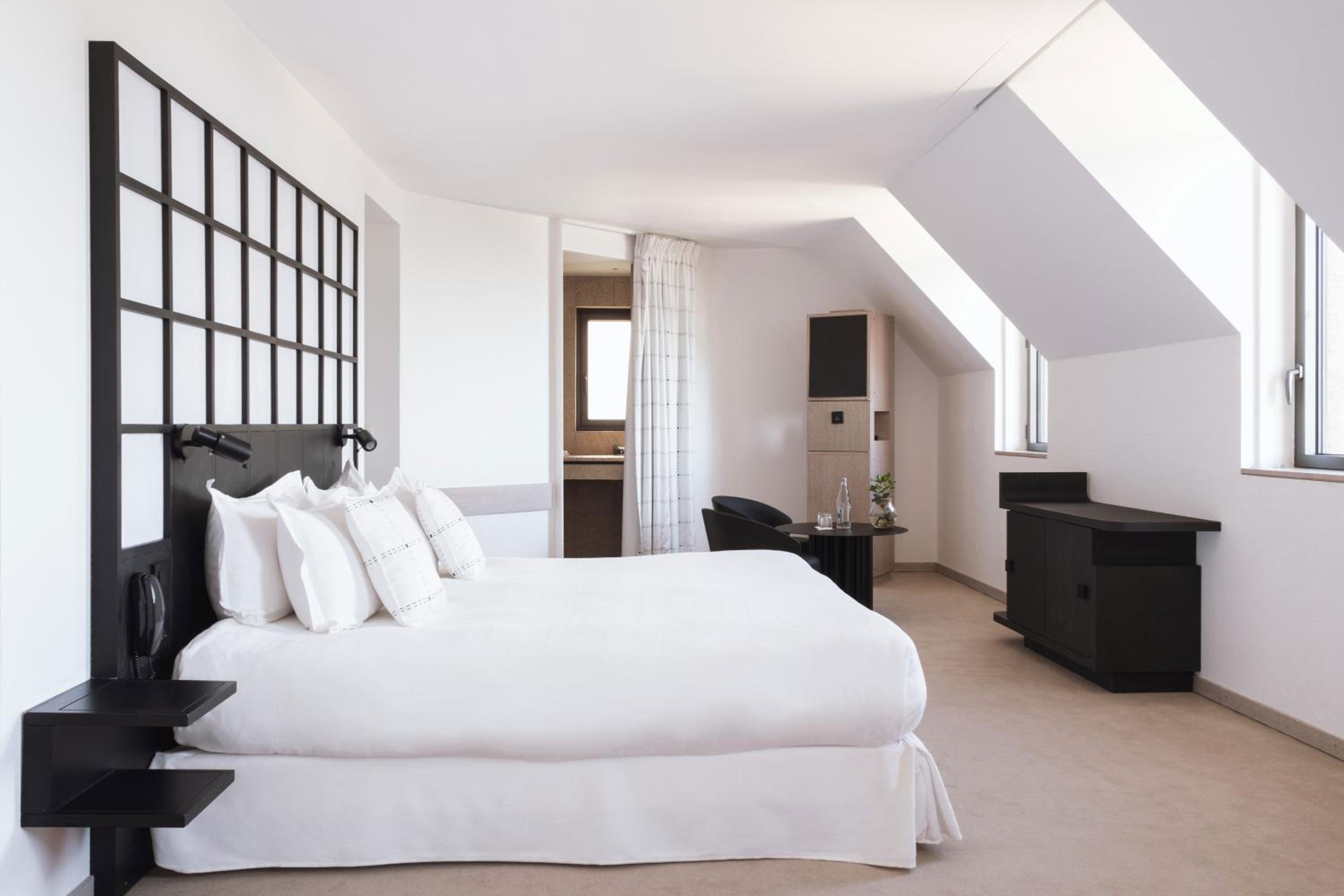 Deluxe Double Room with Sea View photo