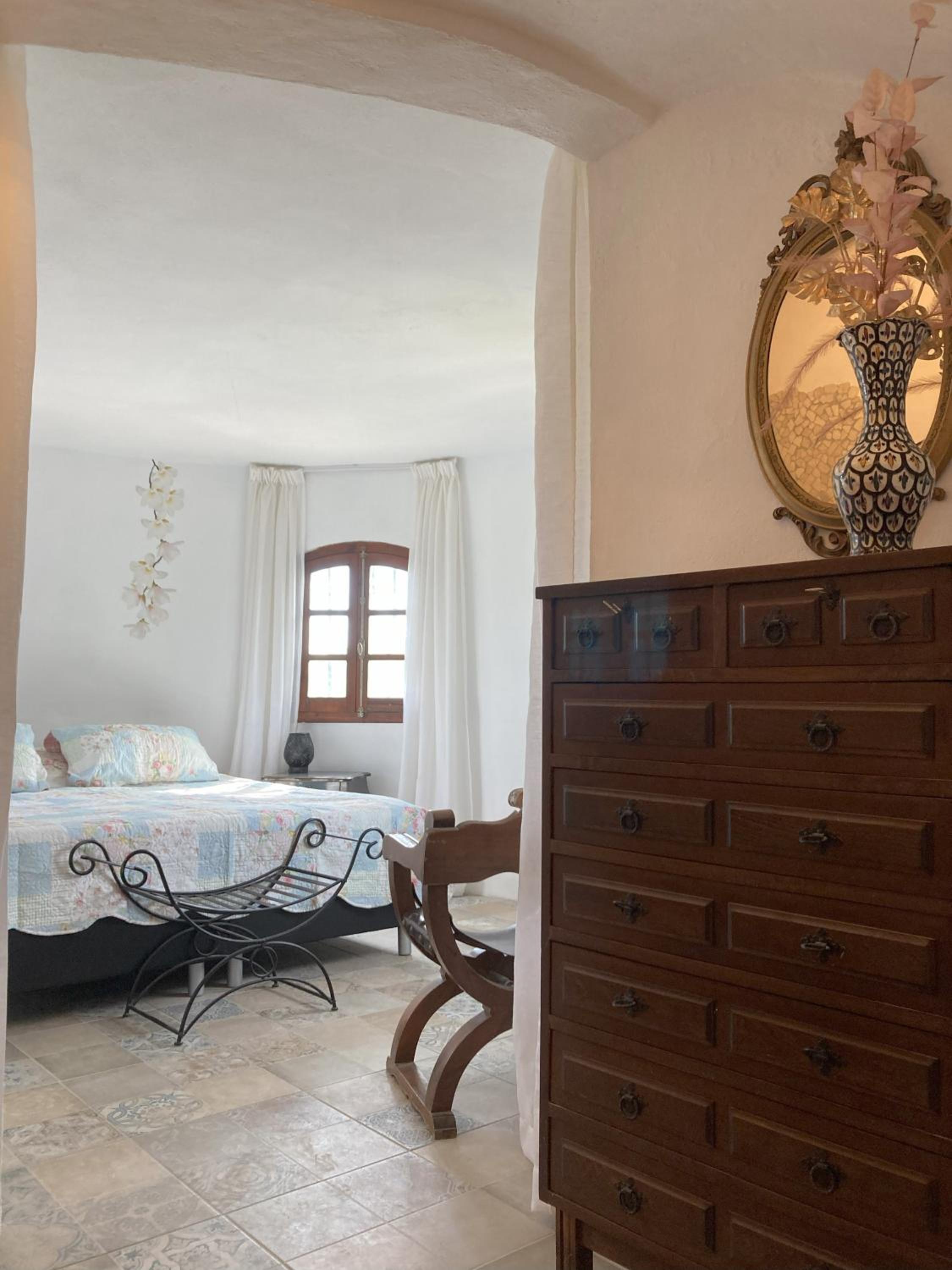 Habitación King con vista a la montaña