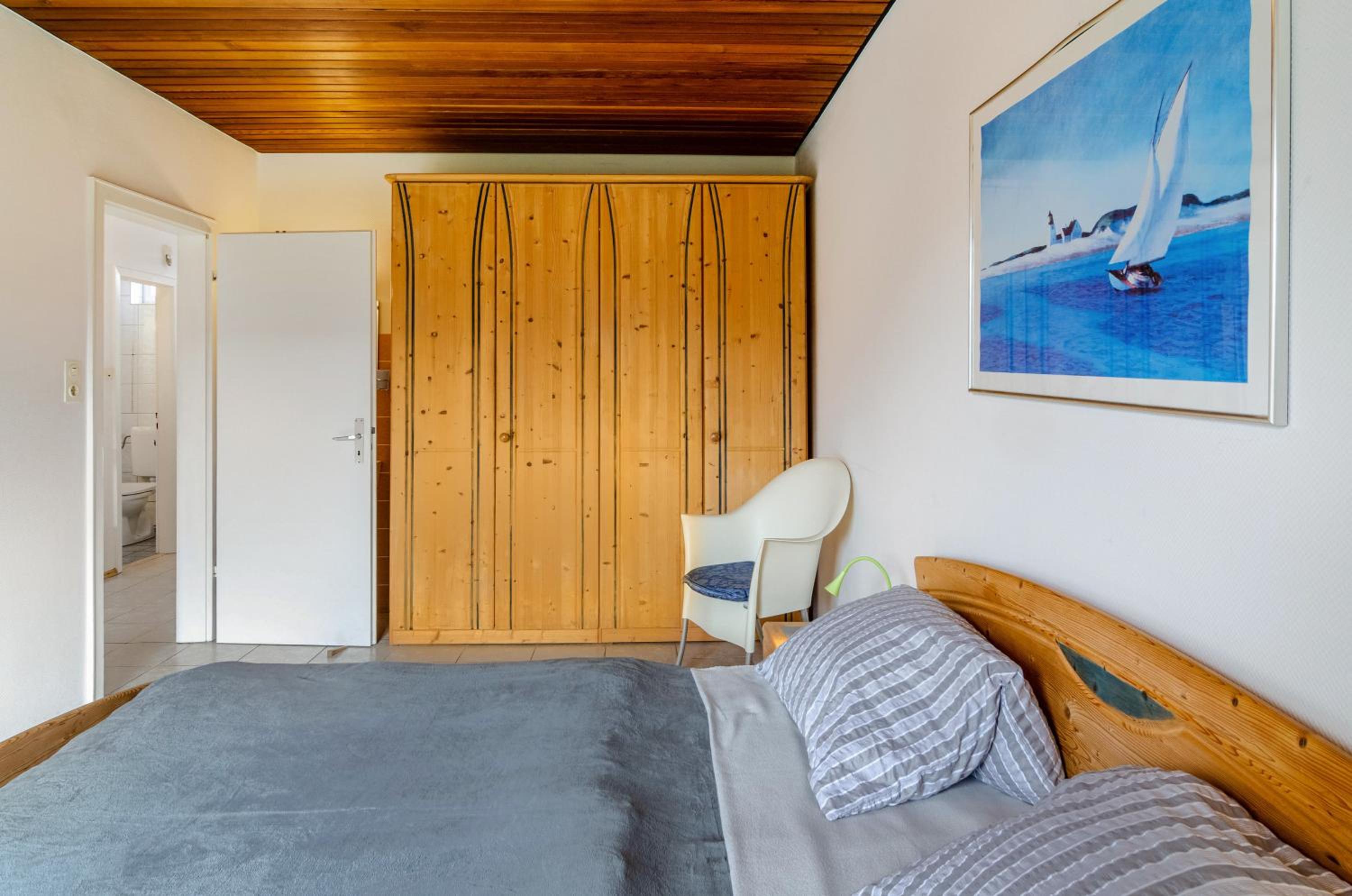 Two-Bedroom House photo 2