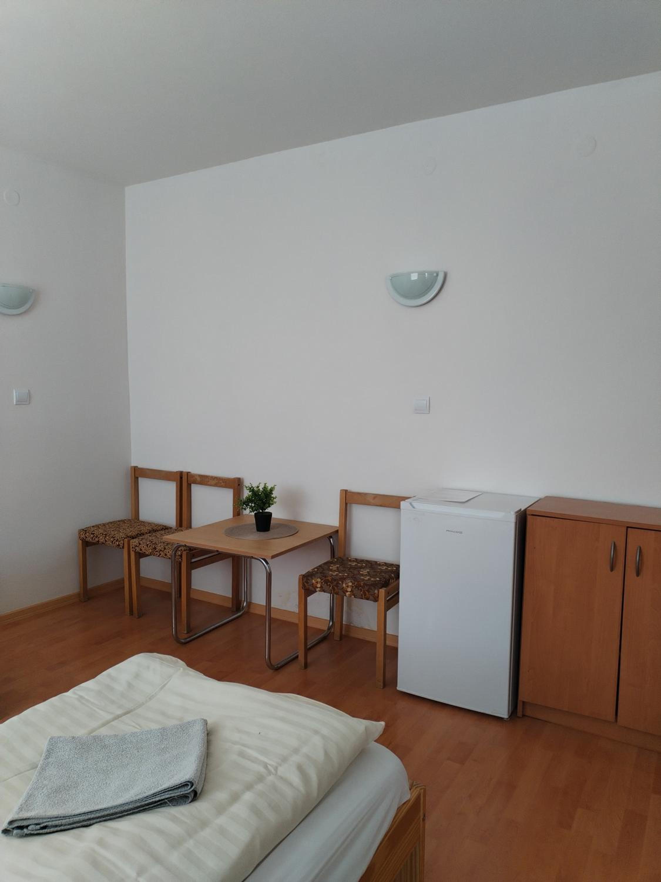 Triple Room - Photo 6