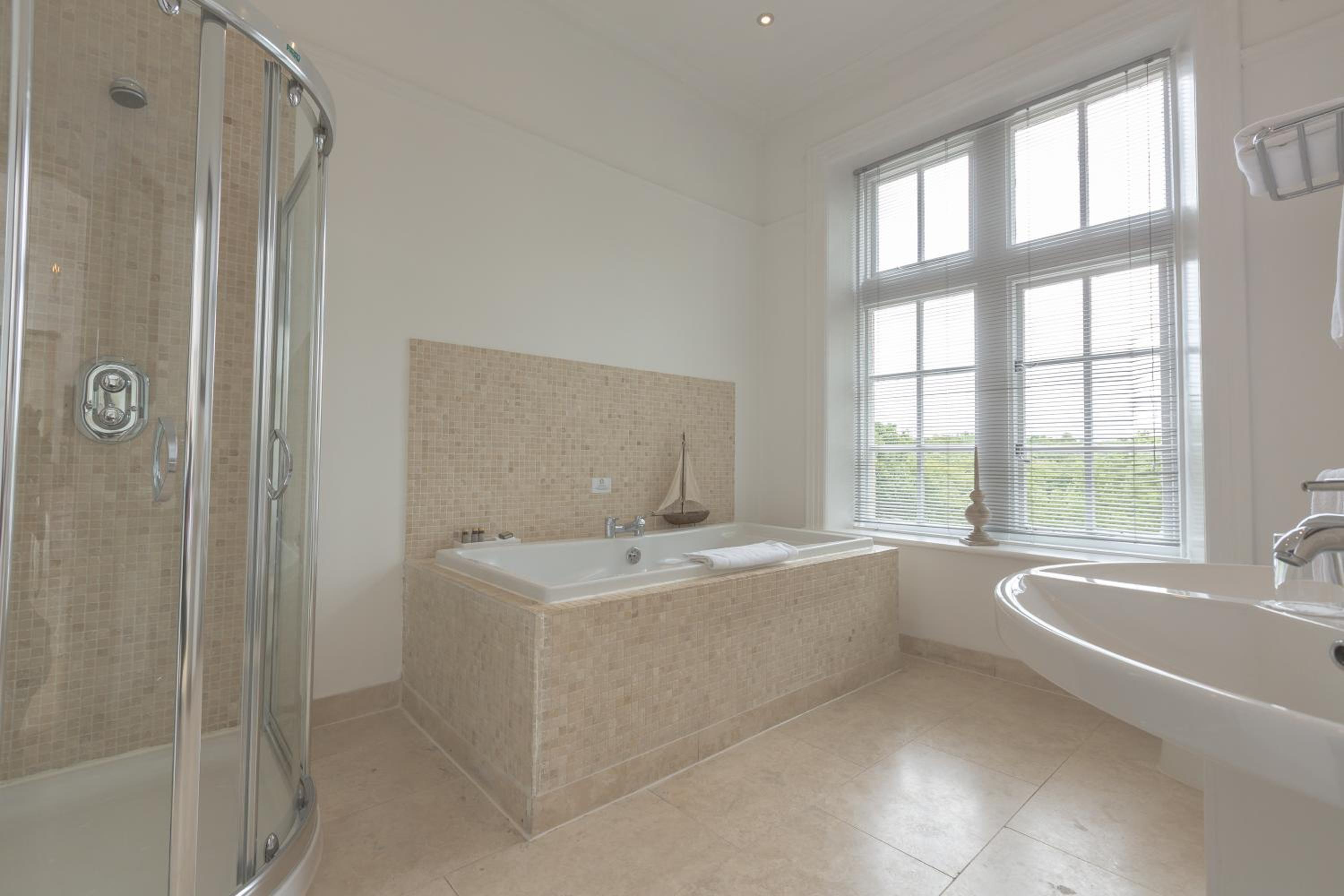Luxury Double Room - Photo 7