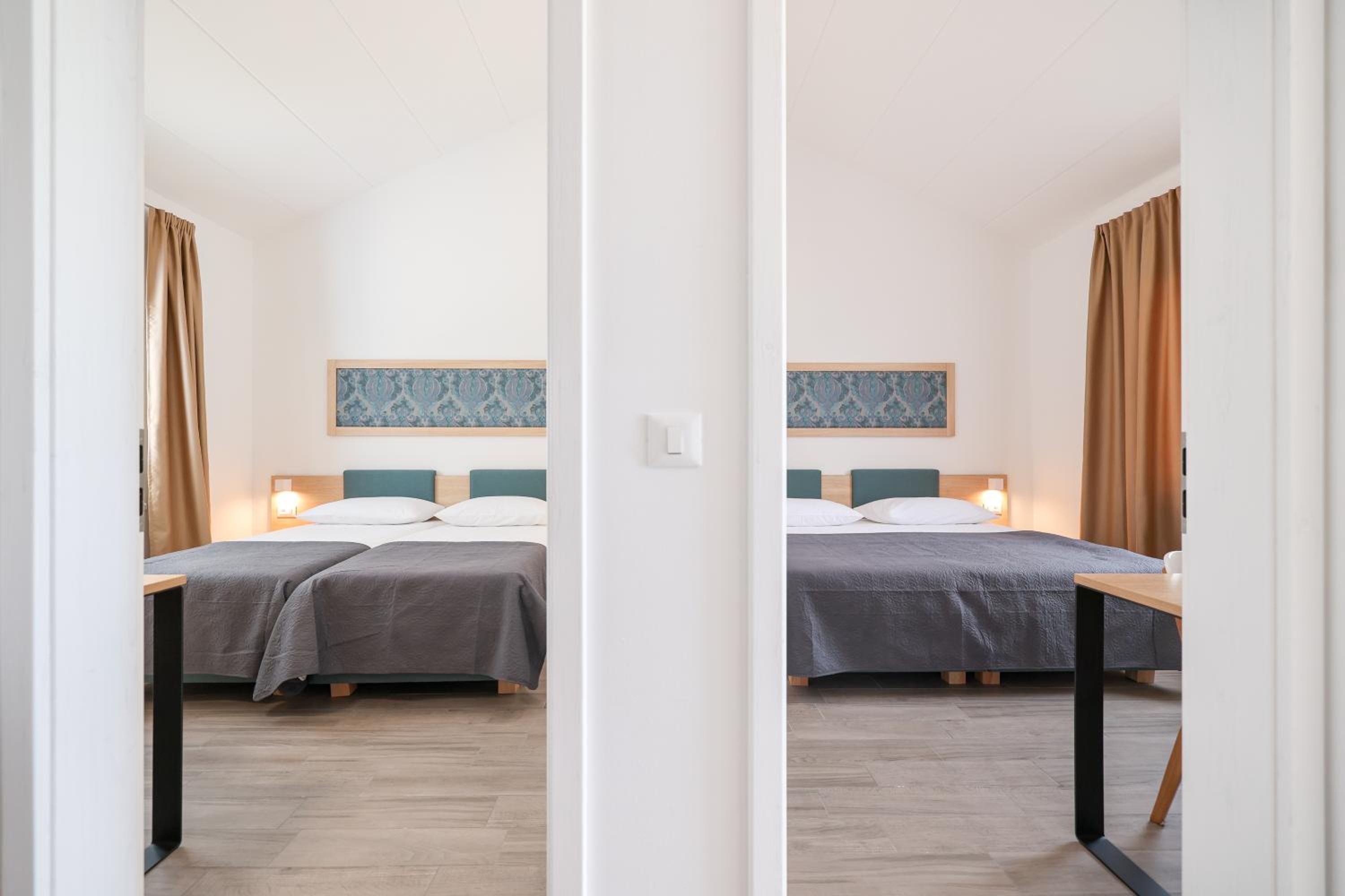 Superior Zwei-Zimmer-Apartment mit Balkon