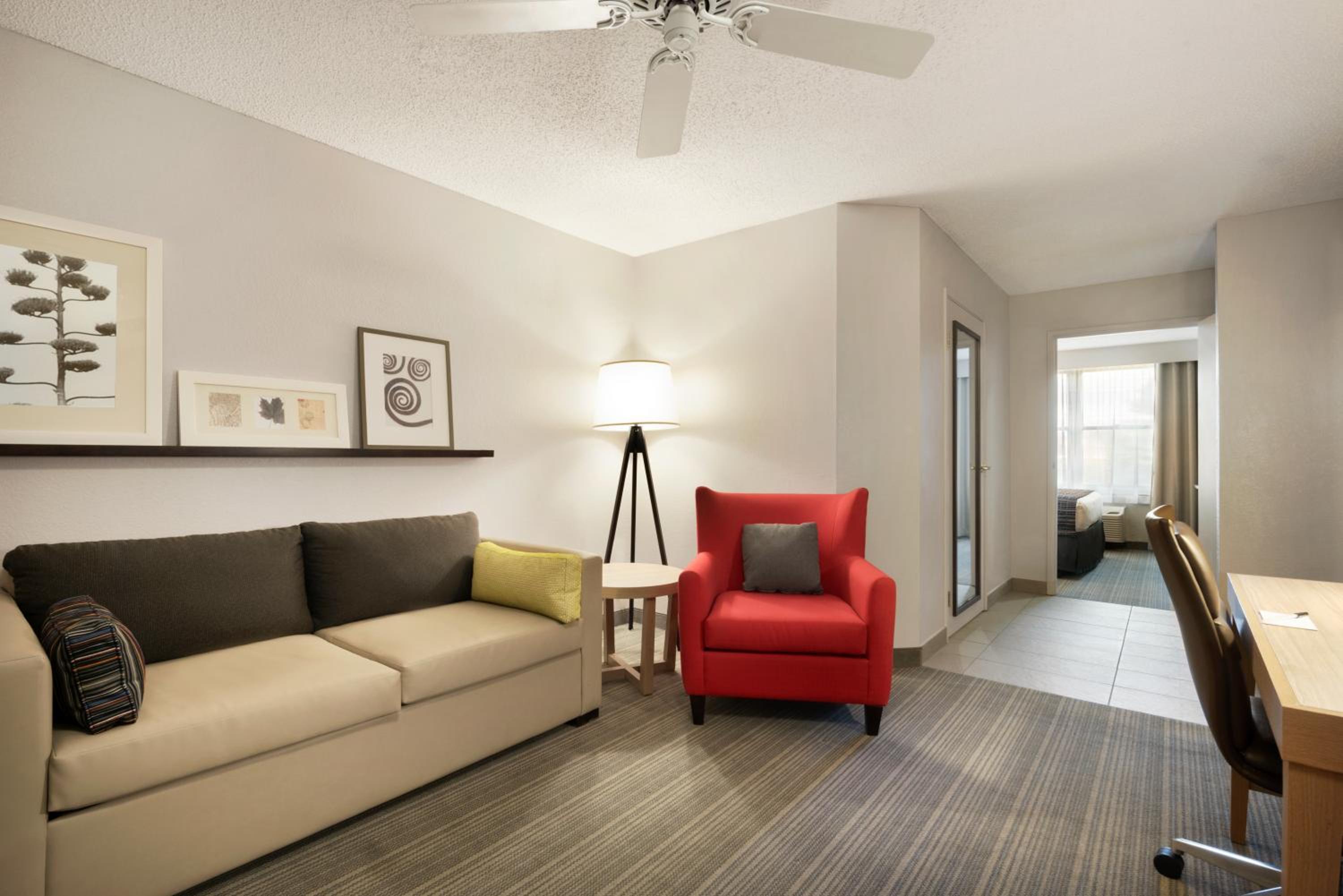 One-Bedroom King Suite - Photo 1