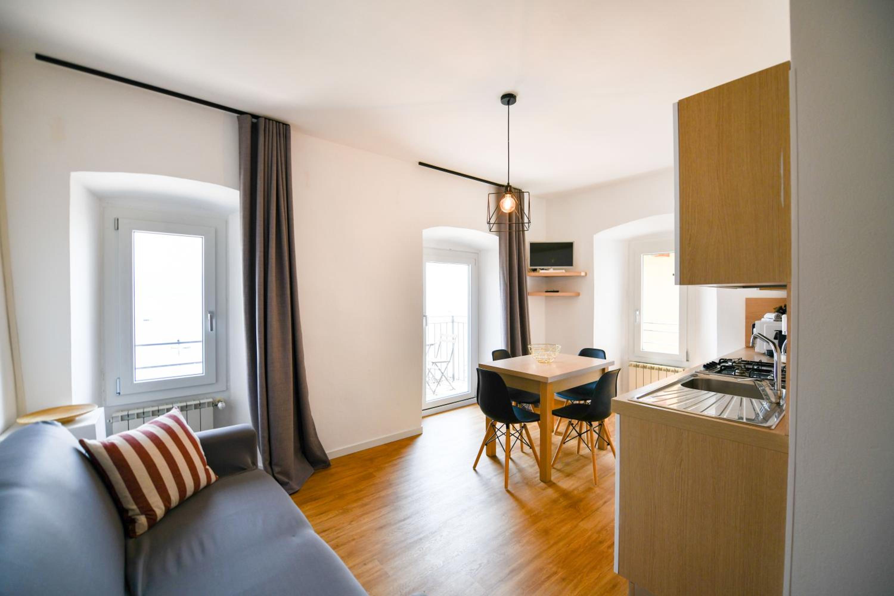 One-Bedroom Apartment with Balcony