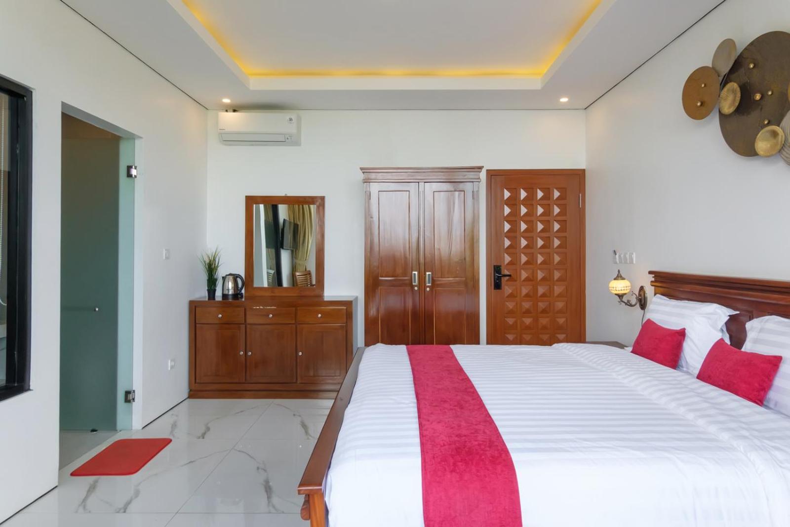 Villa - Photo 24