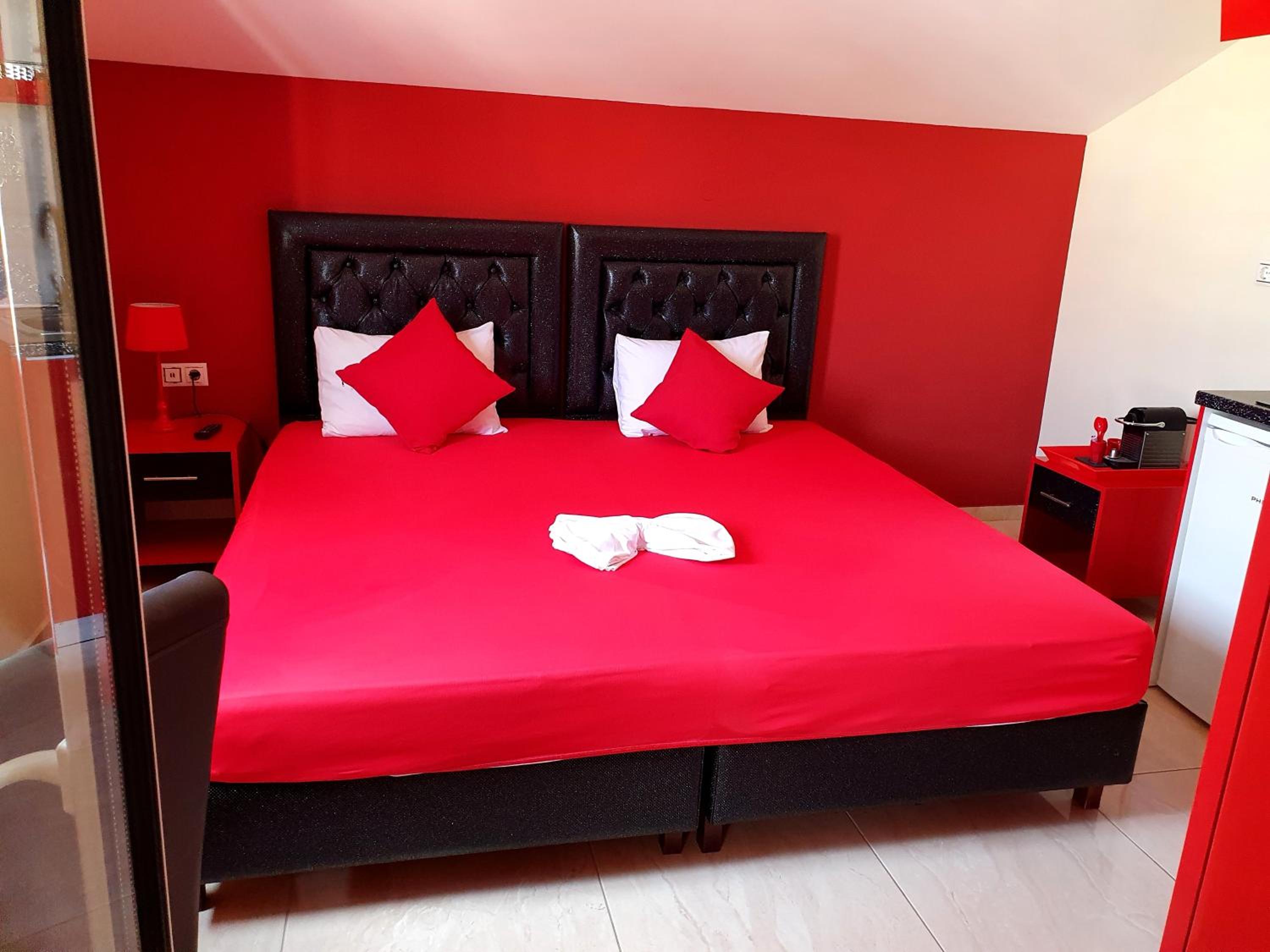 Two-Bedroom Apartment with Terrace and Sea View photo 1
