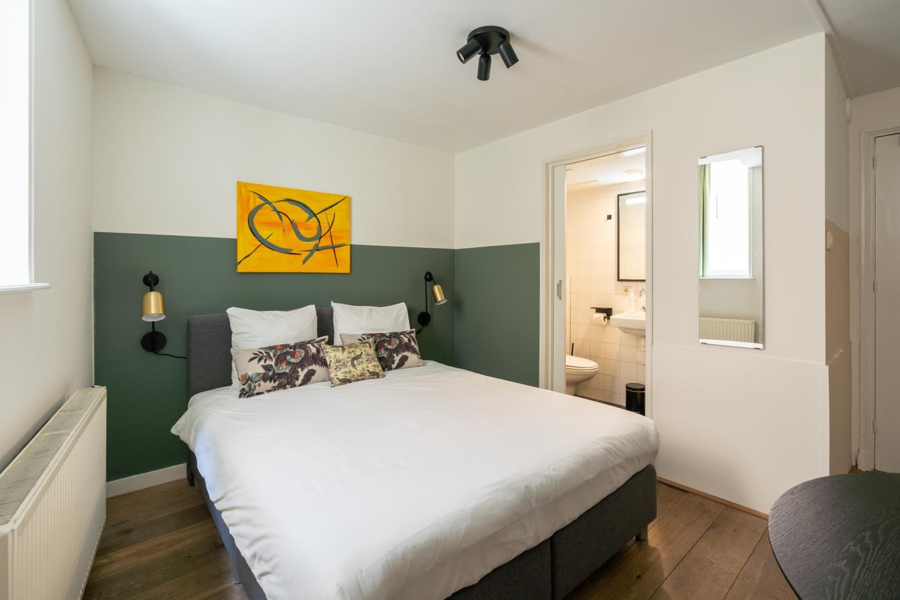 Standard Studio with Kitchen photo 2