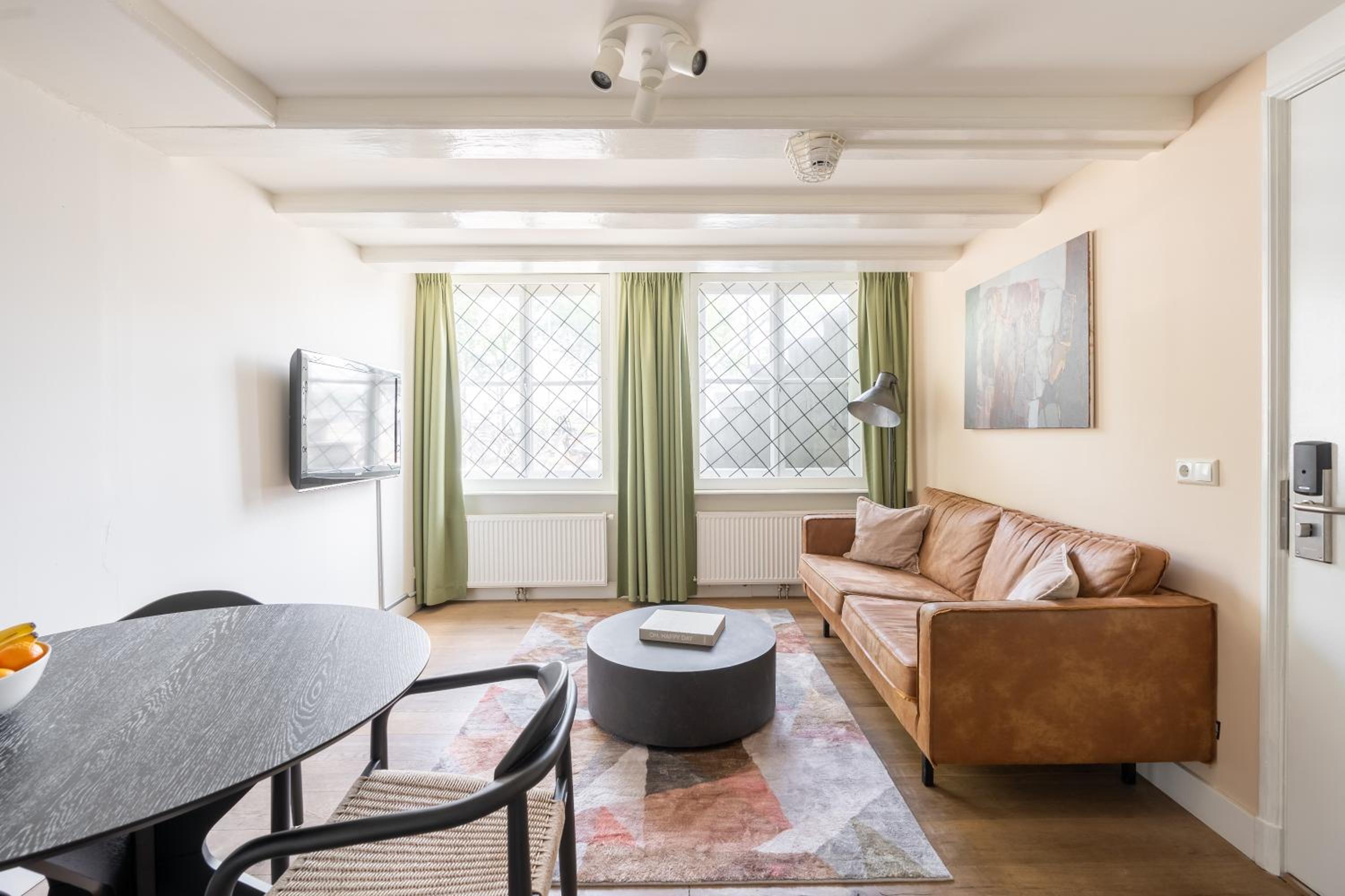 1 Bedroom Apartment photo 3