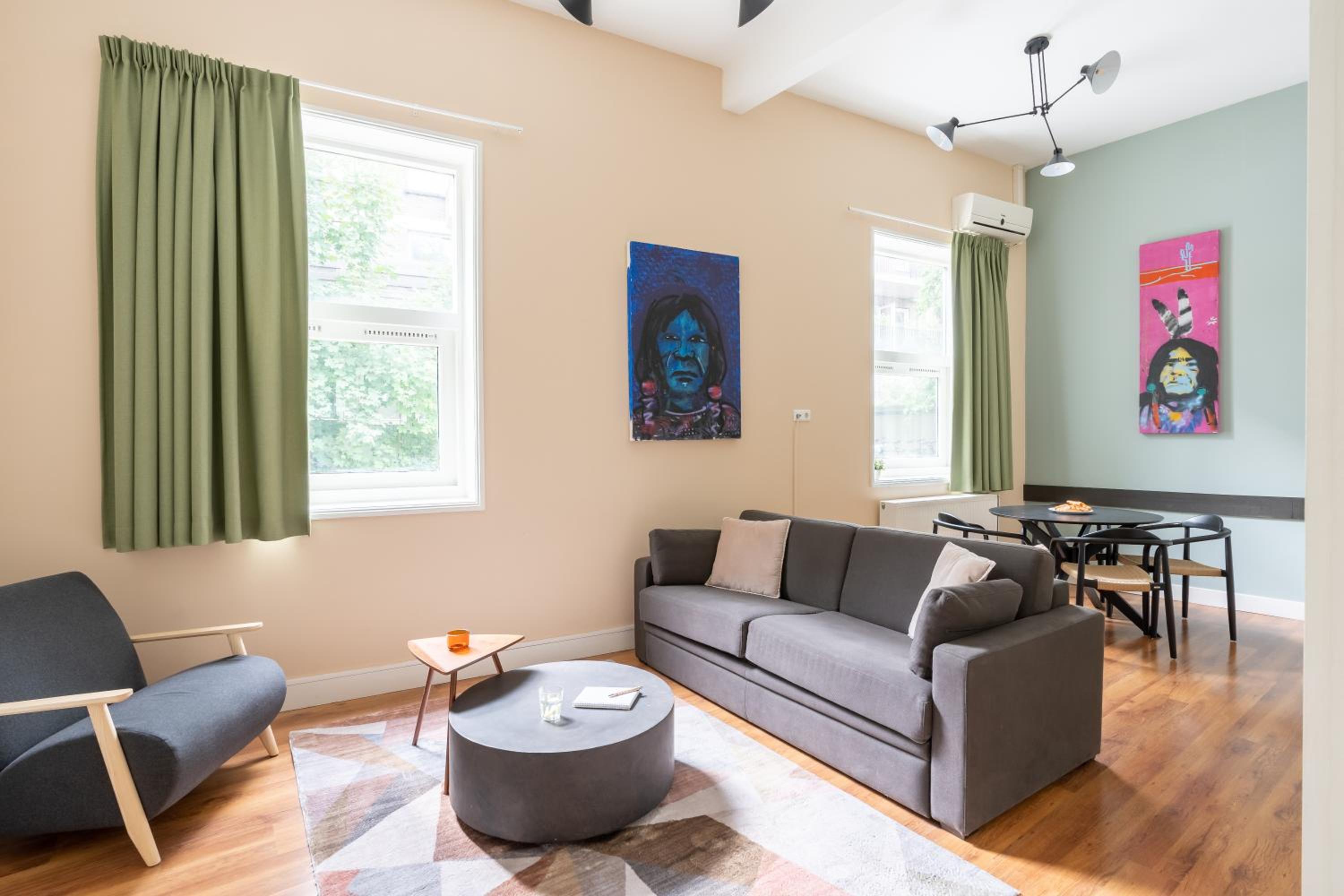 Large Studio with Kitchenette and Sofa Bed - Duplex photo 1