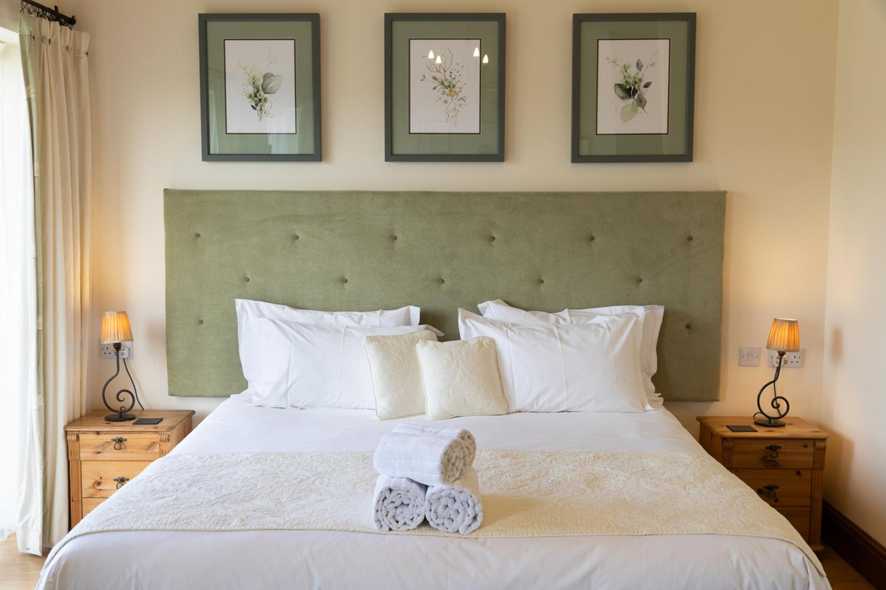 Deluxe Double or Twin Room photo 3