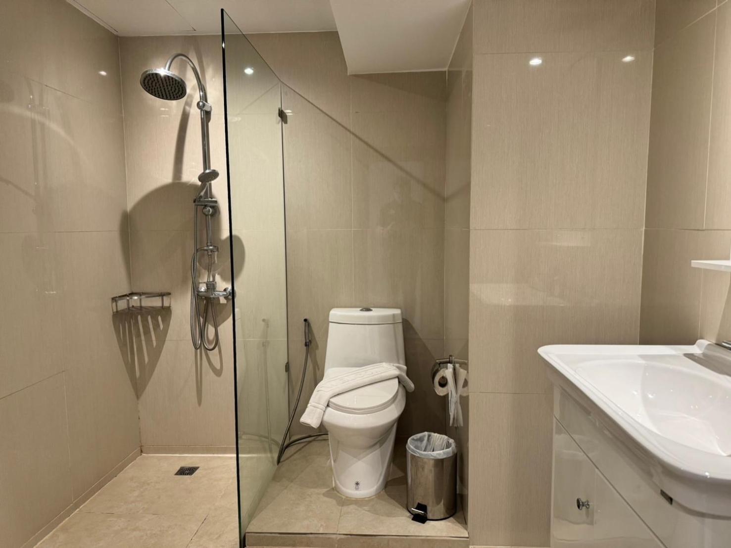 Deluxe Double Room with Sea View - Photo 3