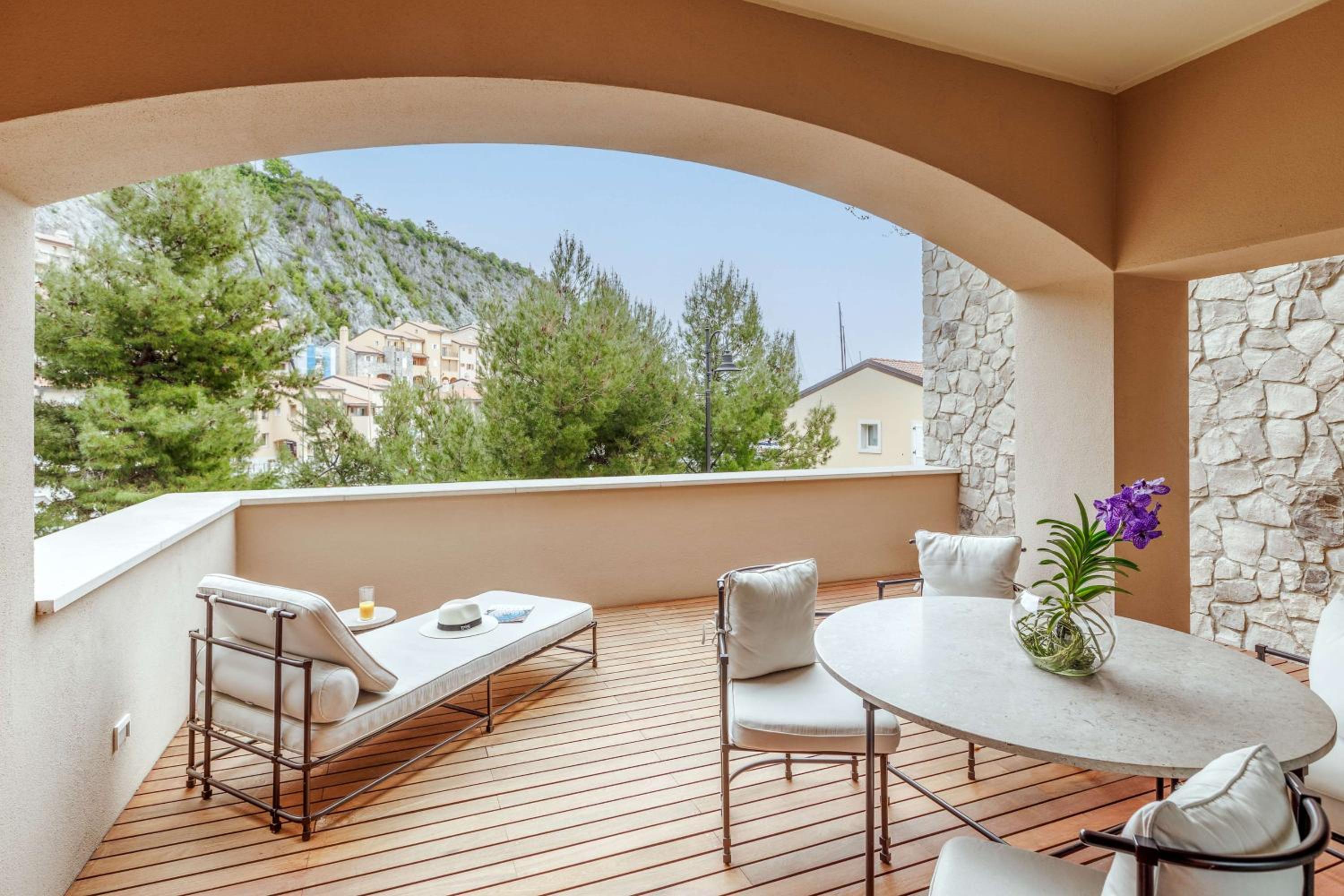 Suite with Terrace and Panoramic View with Extra Bed (2 Adults + 1 Child), photo 6