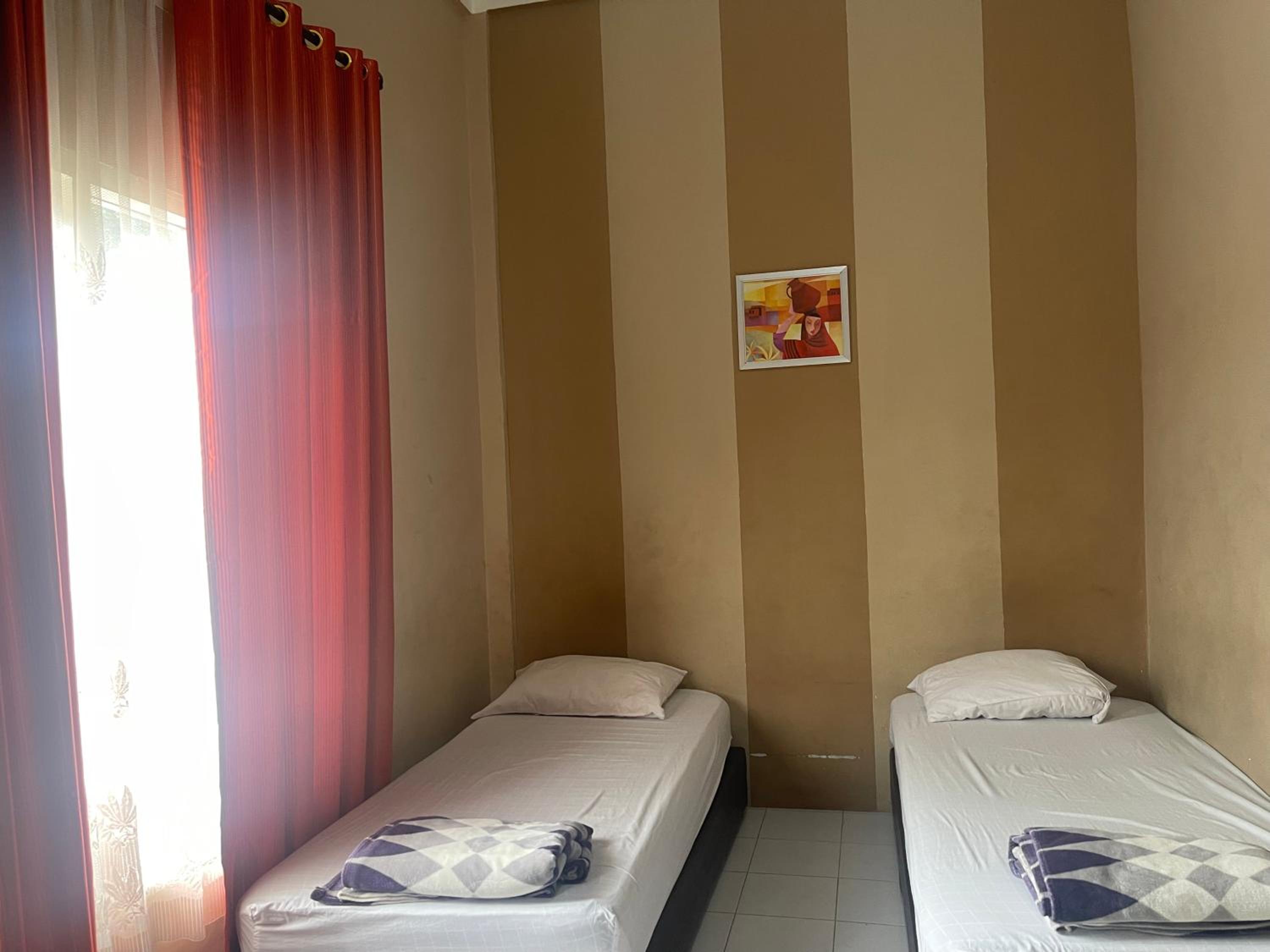 Standard Twin Room photo 1