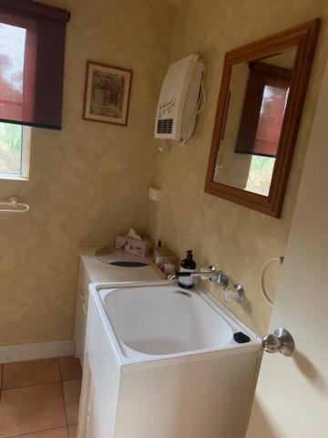 One-Bedroom House photo 2